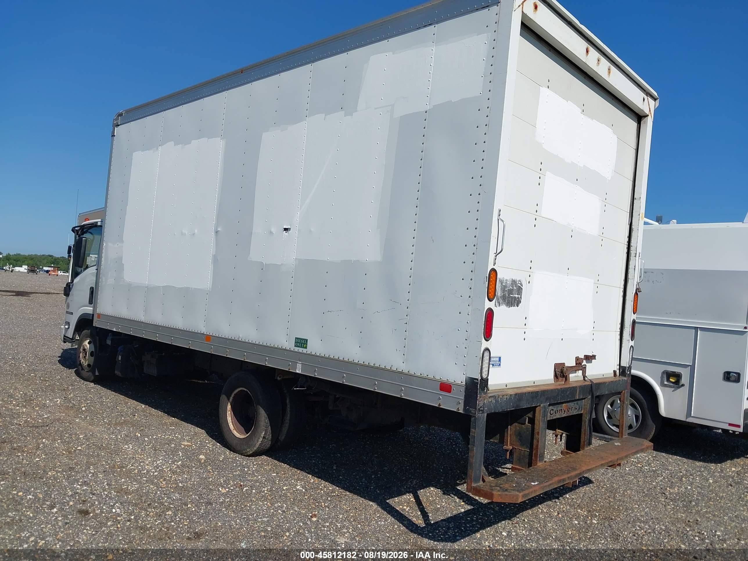 2018 Isuzu Npr Hd VIN JALC4W164J7009816 IAAI salvage auction — Front End, Clear (Maryland), sold $7,000 on 2026-09-09 (photo 3)