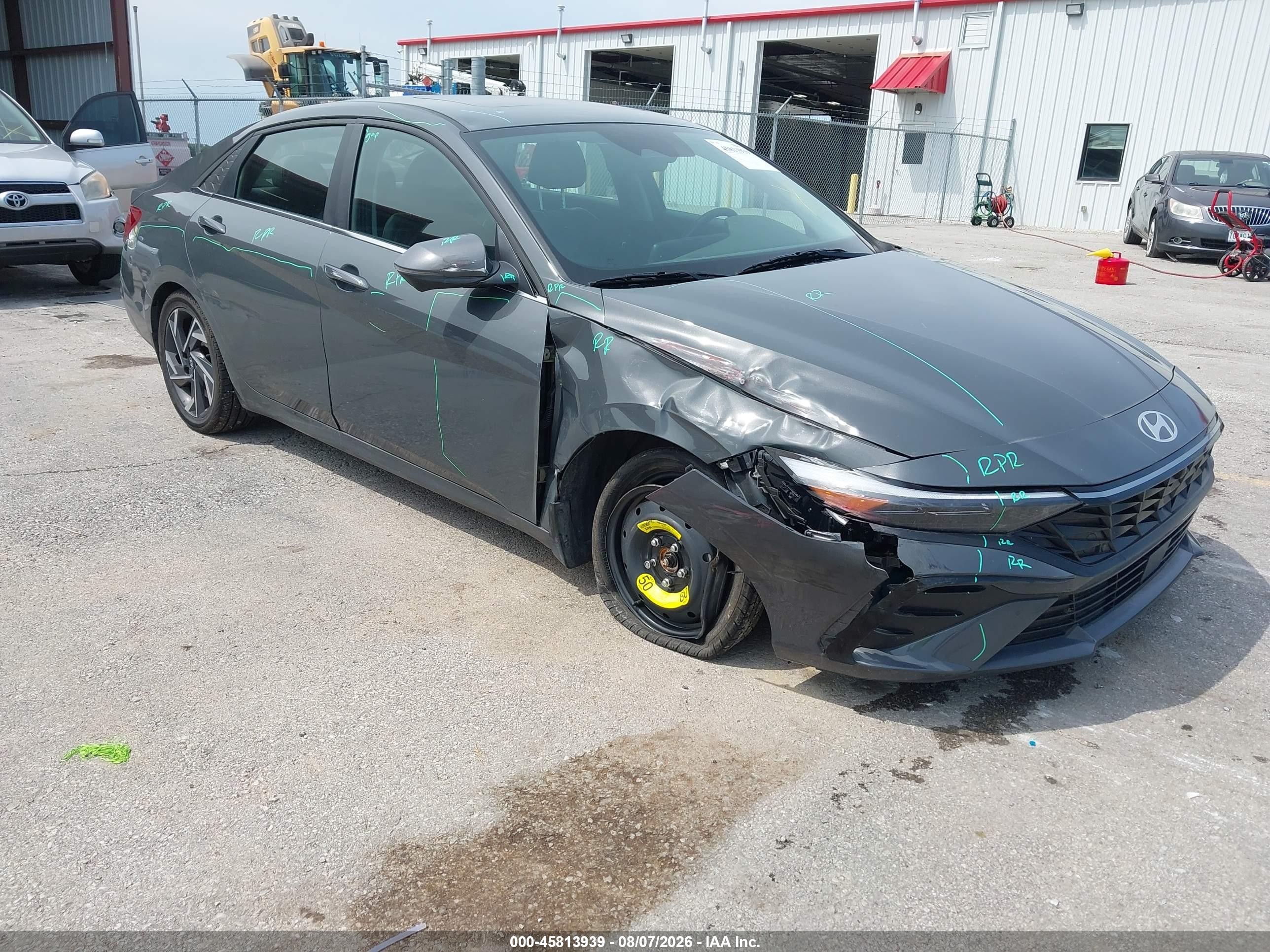 2024 Hyundai Elantra VIN KMHLP4DG0RU678272 — IAAI salvage auction photo