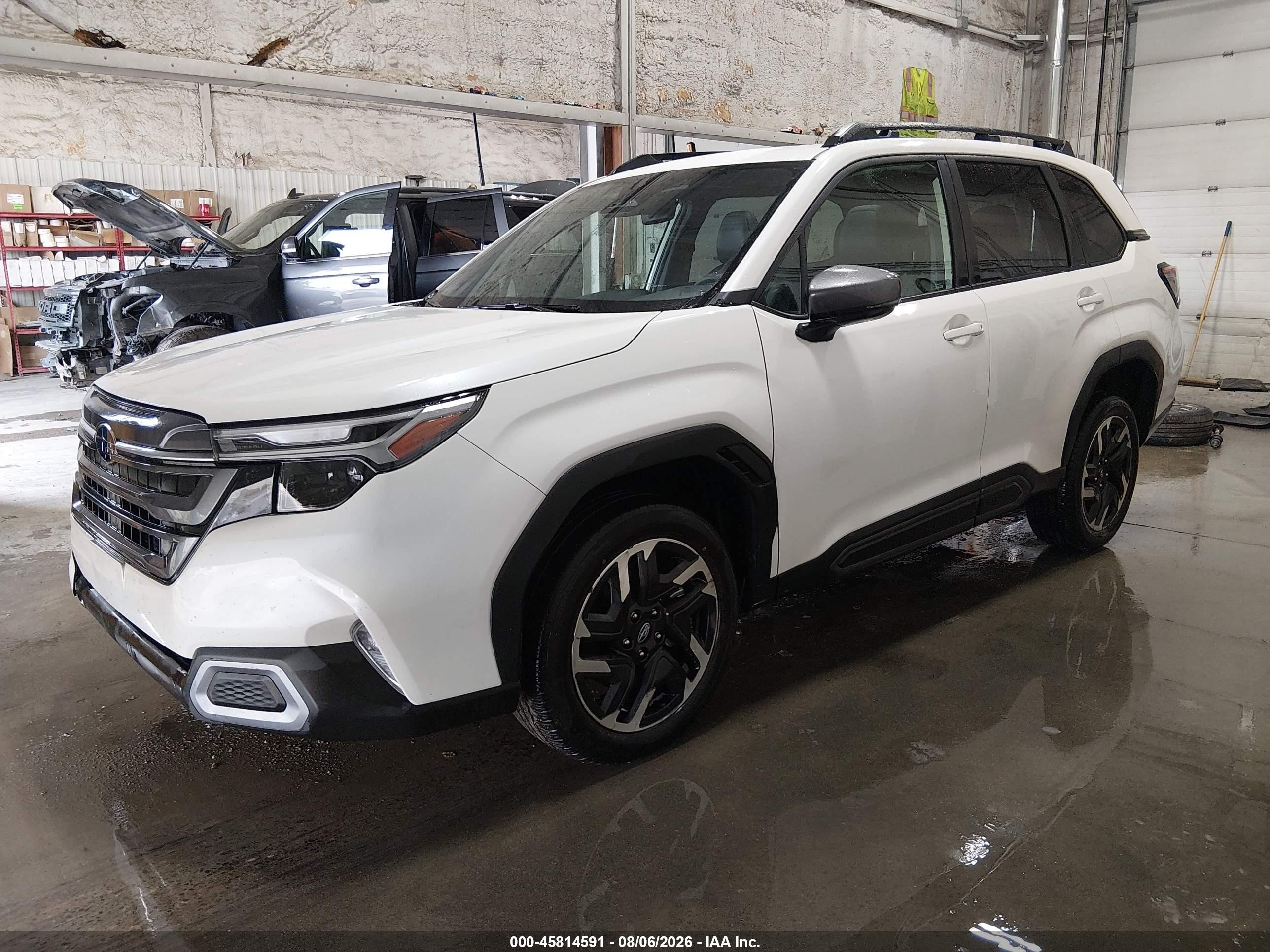 2025 Subaru Forester VIN JF2SLDNC8SH615315 IAAI salvage auction — Side, Bill Of Sale (Alaska), sold $7,600 on 2026-09-14 (photo 2)