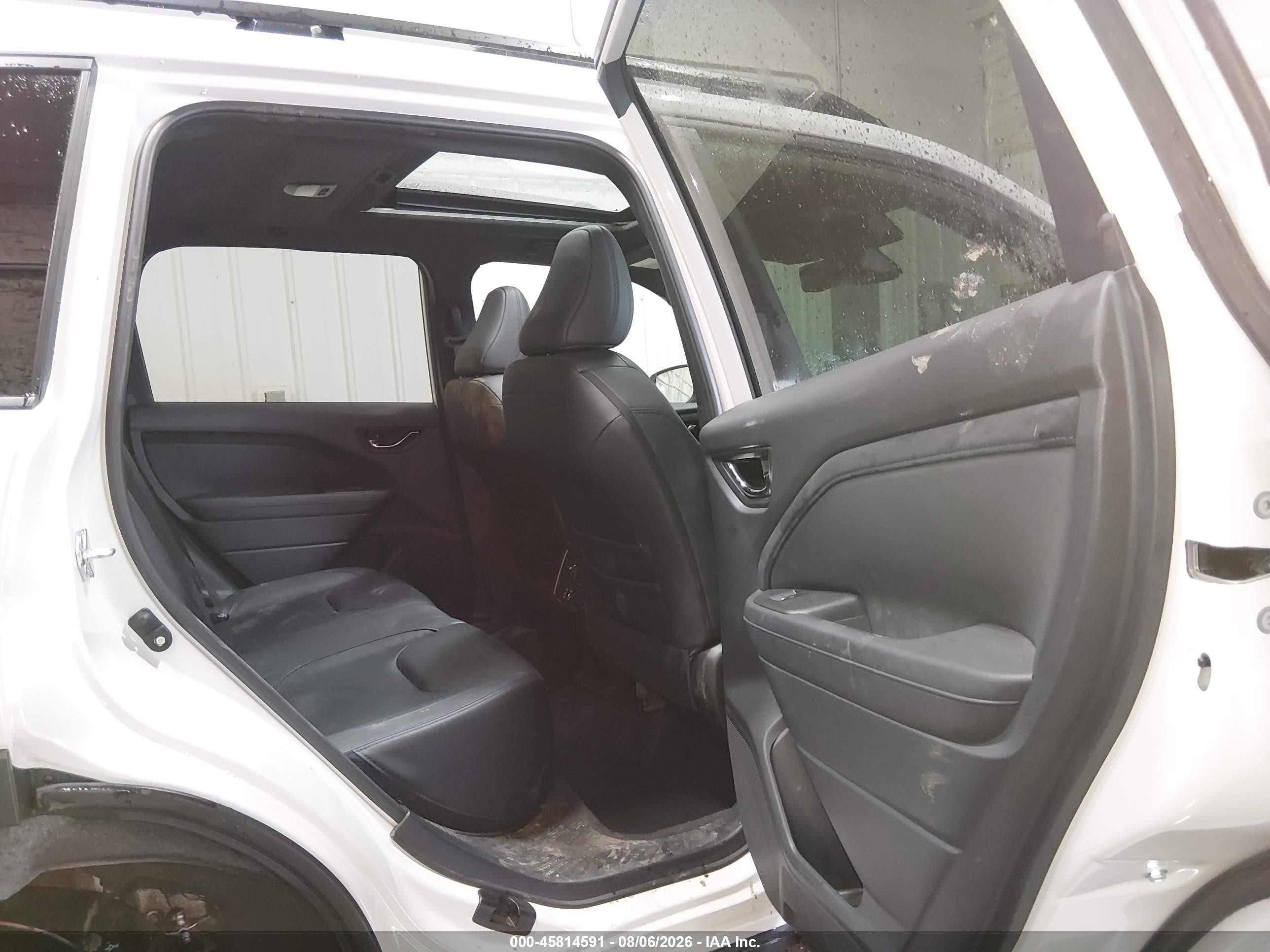 2025 Subaru Forester VIN JF2SLDNC8SH615315 IAAI salvage auction — Side, Bill Of Sale (Alaska), sold $7,600 on 2026-09-14 (photo 8)