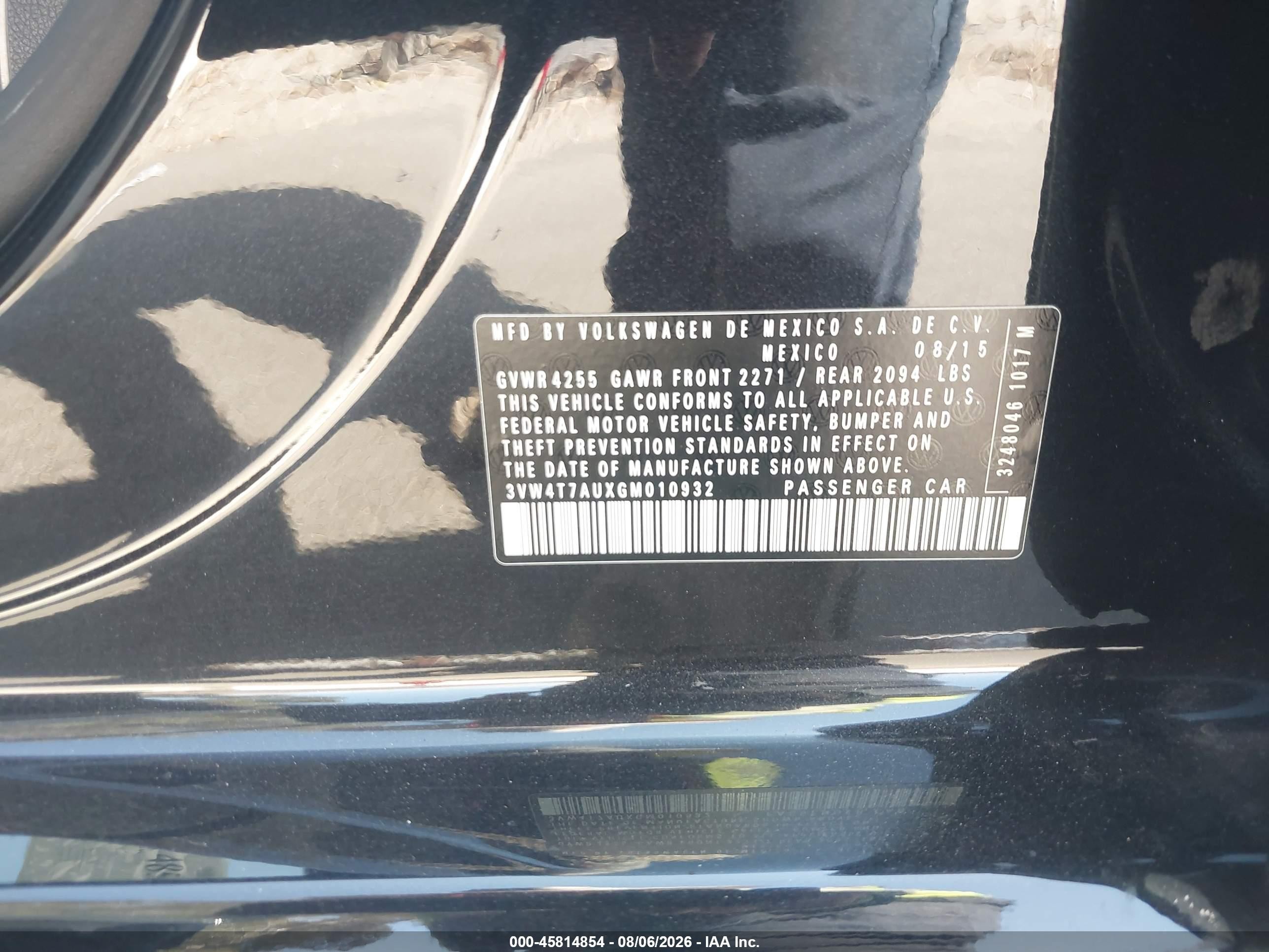 2016 Volkswagen Golf gti VIN 3VW4T7AUXGM010932 IAAI salvage auction — Transmission Damage, Salvage (California), sold $2,950 on 2026-09-08 (photo 9)