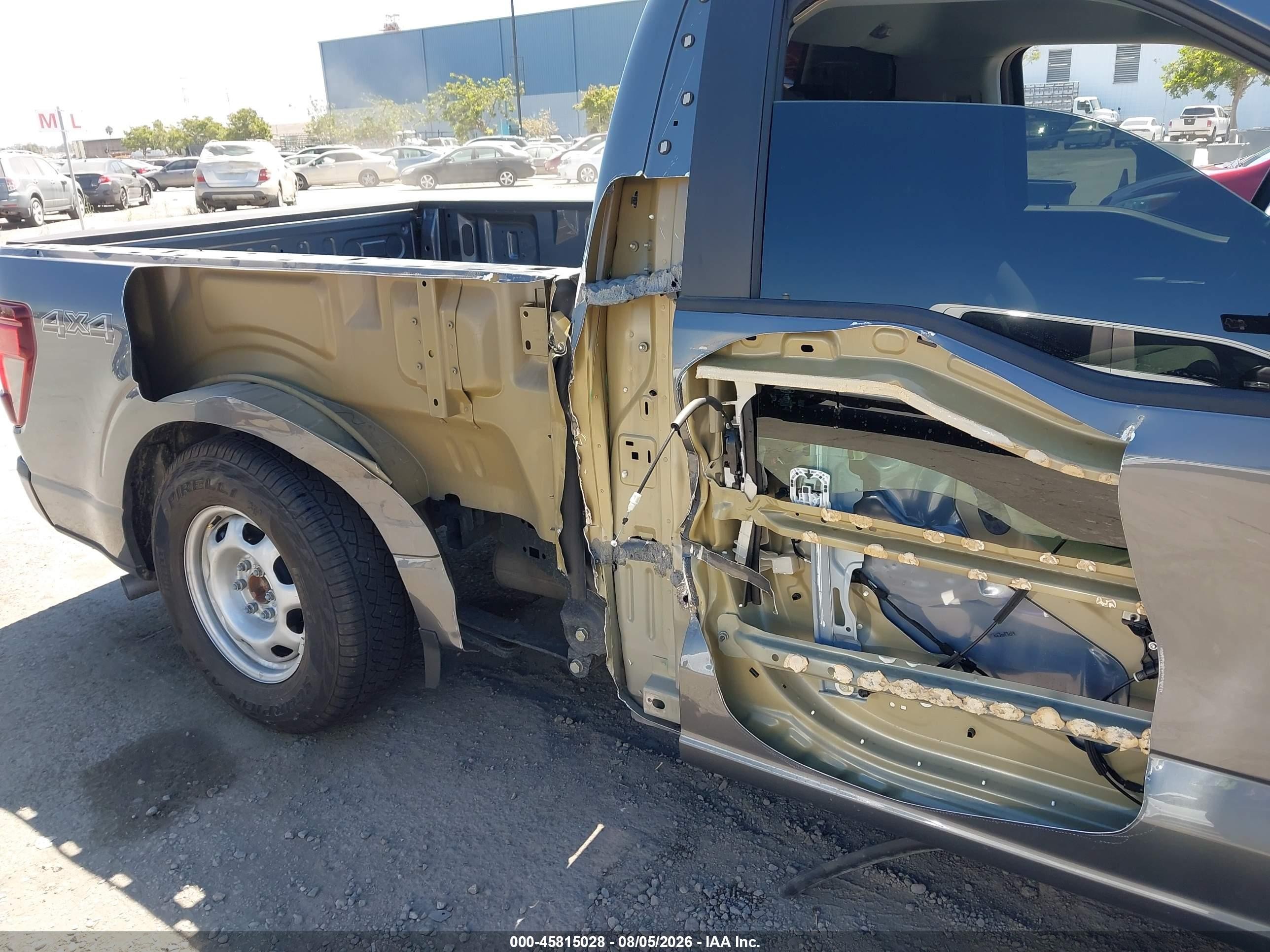 2026 Ford F-150 VIN 1FTMF1L5XTKD51147 IAAI salvage auction — Side, Salvage (California), sold $24,900 on 2026-09-11 (photo 6)