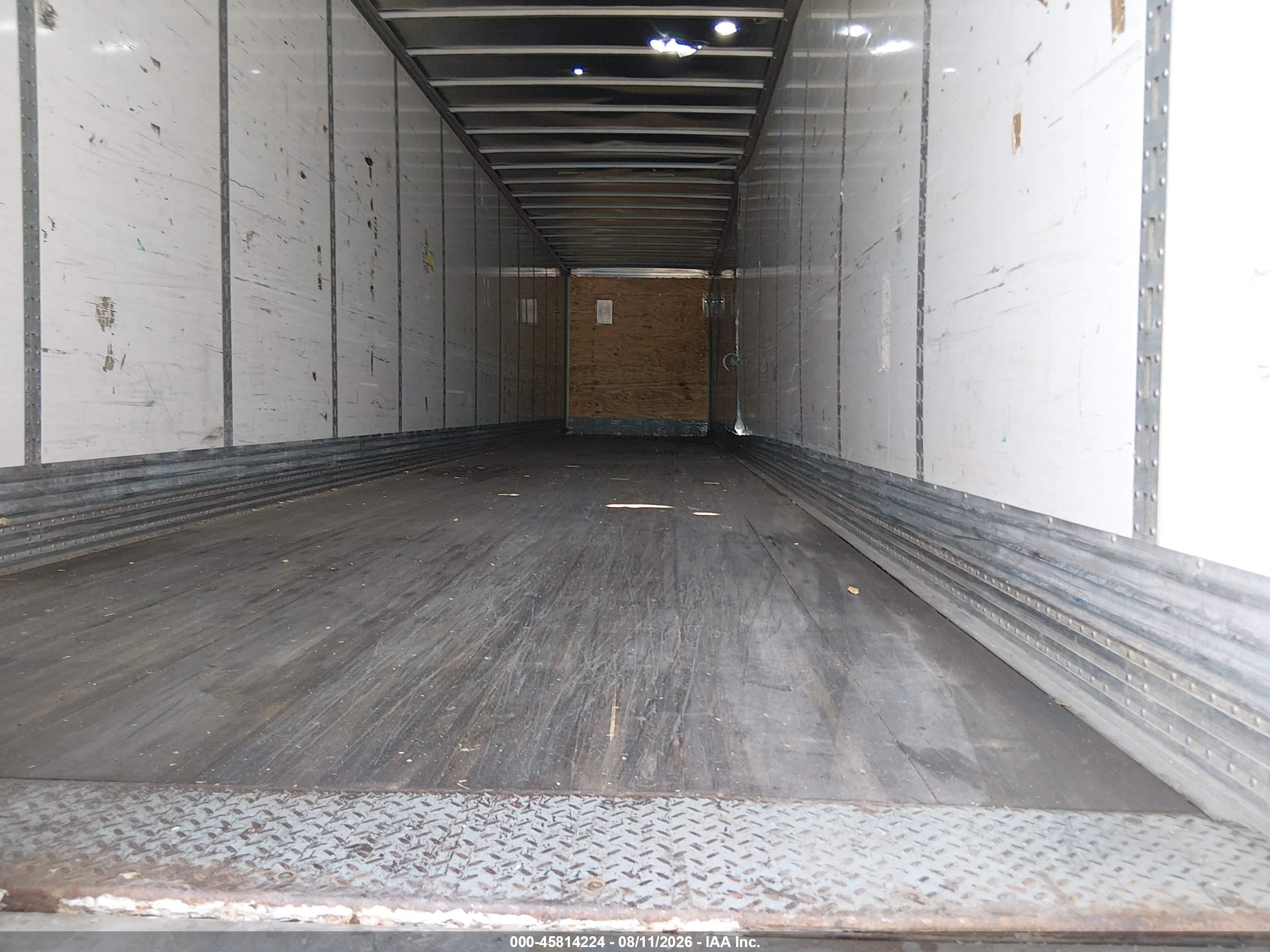 2019 Great dane trailers Unknown VIN 1GRAP0622KT126263 IAAI salvage auction — Storm Damage, Junk Bill Of Sale Mv2459 (Wisconsin), sold $2,900 on 2026-09-29 (photo 6)