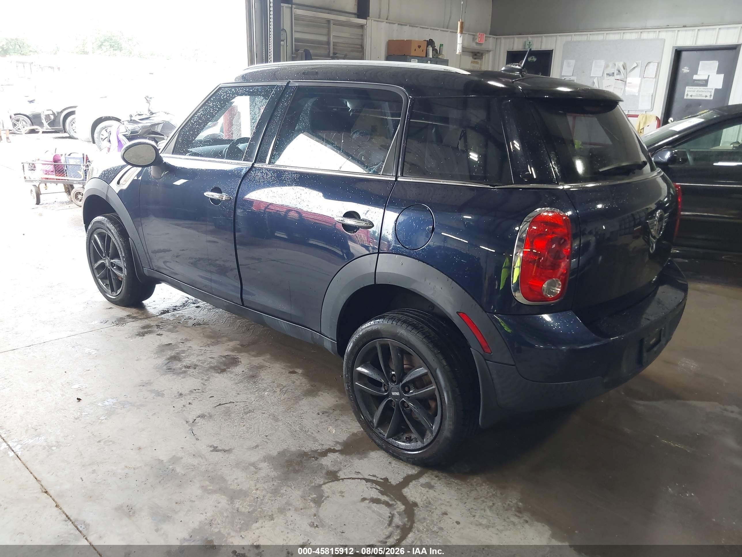 2014 Mini Countryman VIN WMWZB3C54EWM32148 IAAI salvage auction — Normal Wear, Clear (Maryland), sold $275 on 2026-09-17 (photo 3)