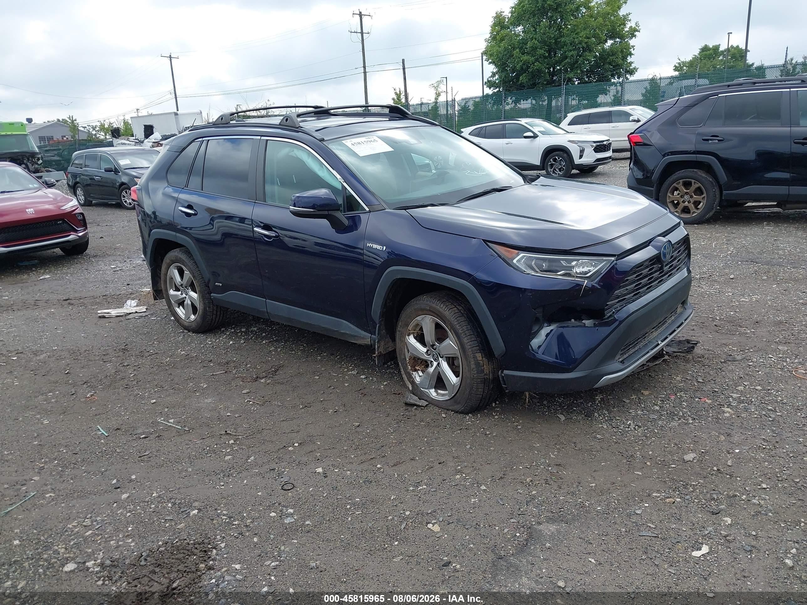 2021 Toyota RAV4 Hybrid VIN 2T3D6RFV7MW023817 — IAAI salvage auction photo