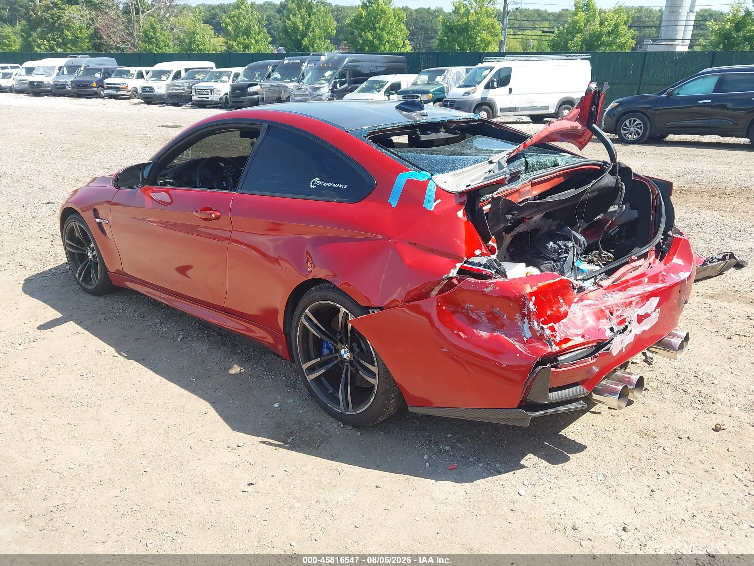 2016 BMW M4 VIN WBS3R9C54GK335834 IAAI salvage auction — Rear End, Mv-907A (New York), sold $11,200 on 2026-08-29 (photo 3)