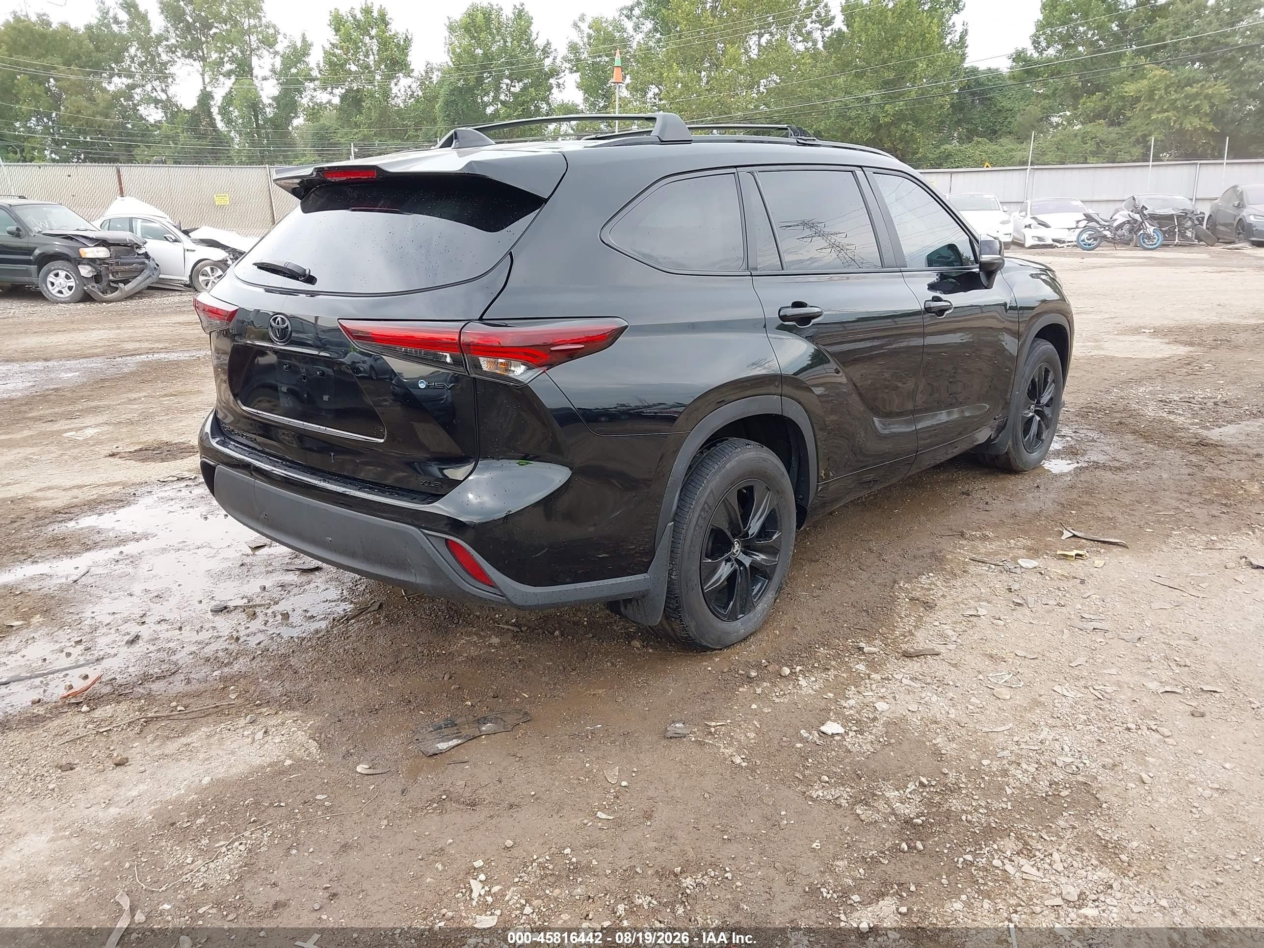 2025 Toyota Highlander Hybrid VIN 5TDKBRCH2SS677690 IAAI salvage auction — Front End, Salvage (Ohio), sold $20,100 on 2026-09-25 (photo 4)