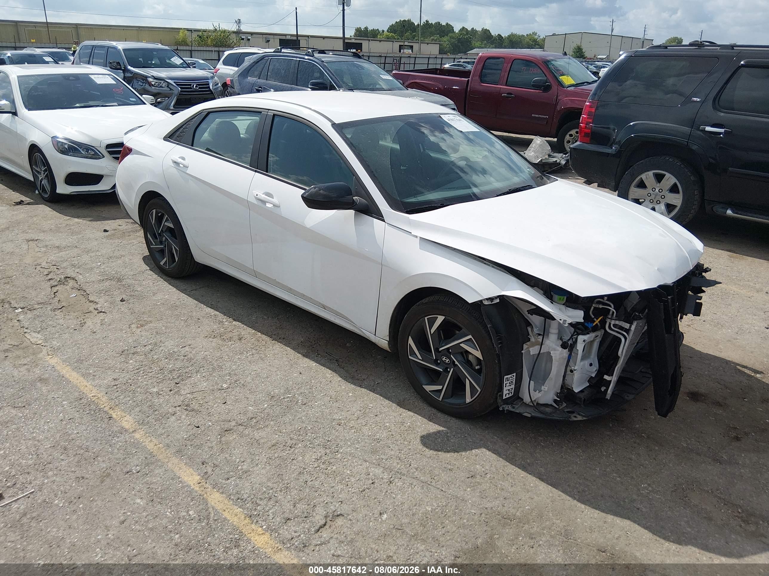 2025 Hyundai Elantra VIN KMHLM4DG4SU985264 — IAAI salvage auction photo