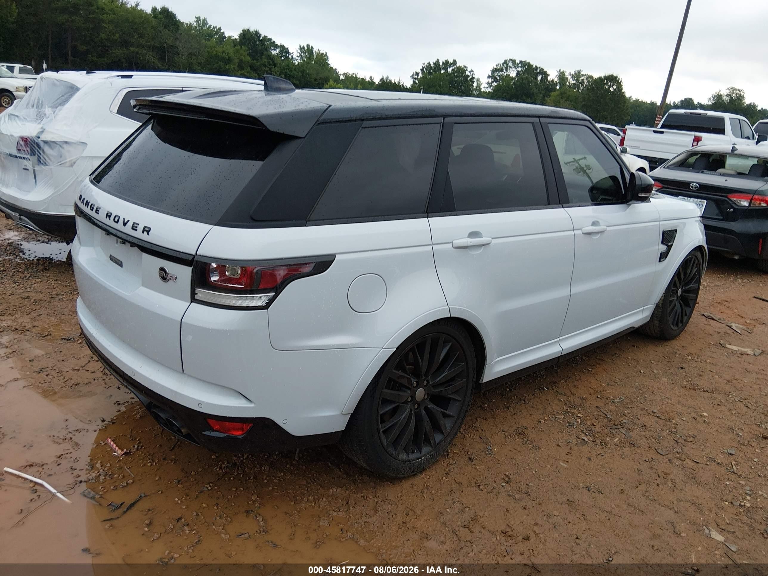 2017 Land rover Range rover sport VIN SALWZ2FE8HA165145 IAAI salvage auction — Side, Salvage (North Carolina), sold $9,975 on 2026-09-25 (photo 4)