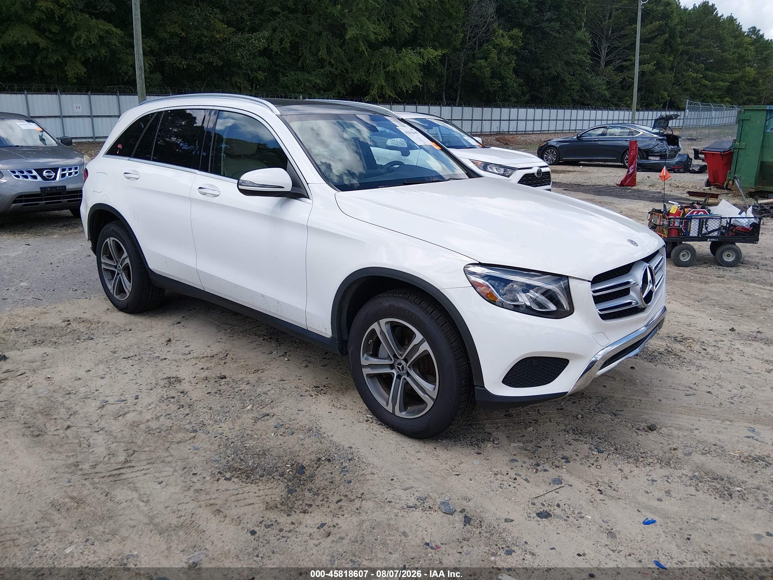 2017 Mercedes-Benz GLC-Class VIN WDC0G4KB4HF244108 — IAAI salvage auction photo
