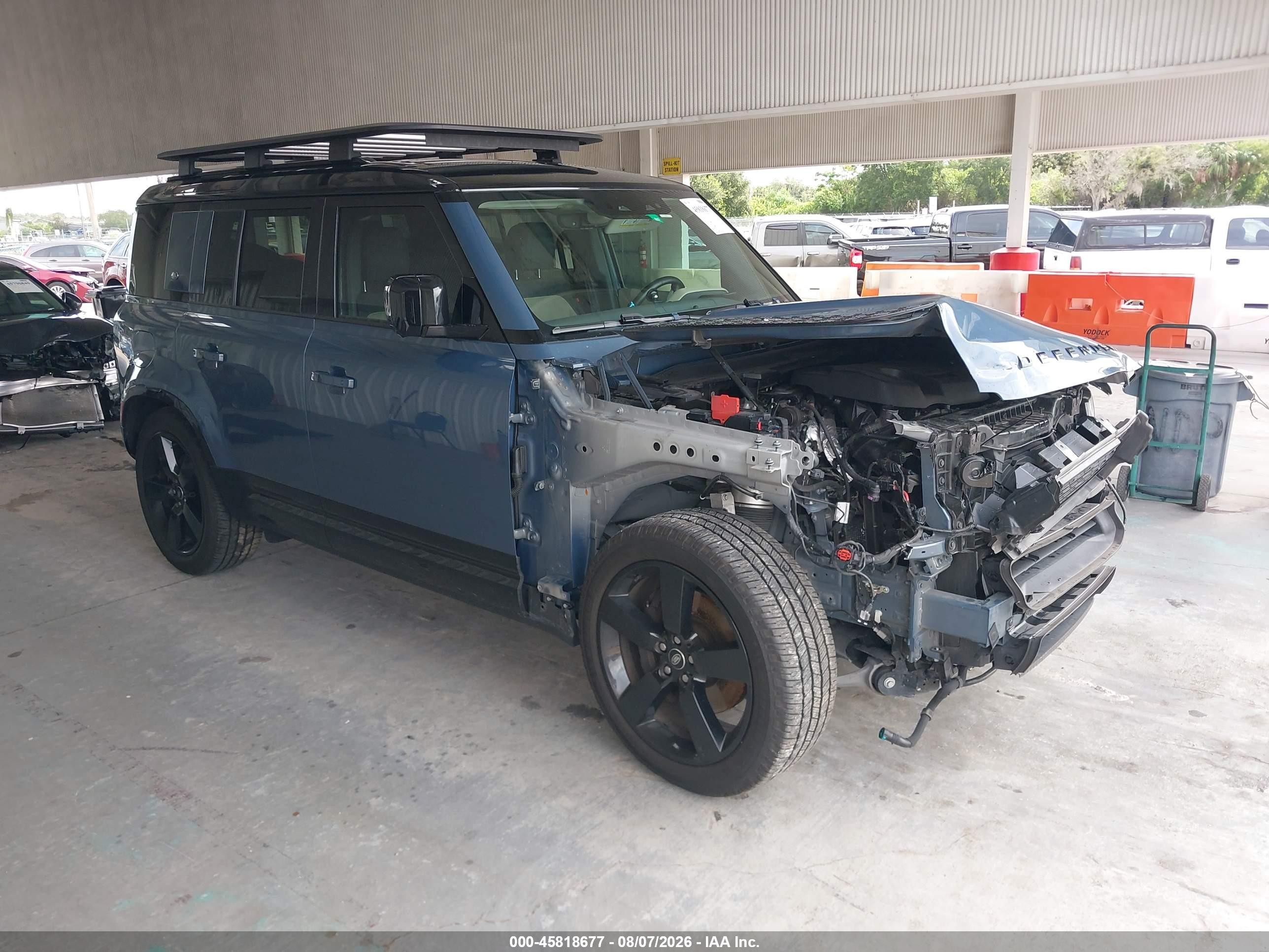 2024 Land Rover Defender VIN SALE27EU1R2334844 — IAAI salvage auction photo