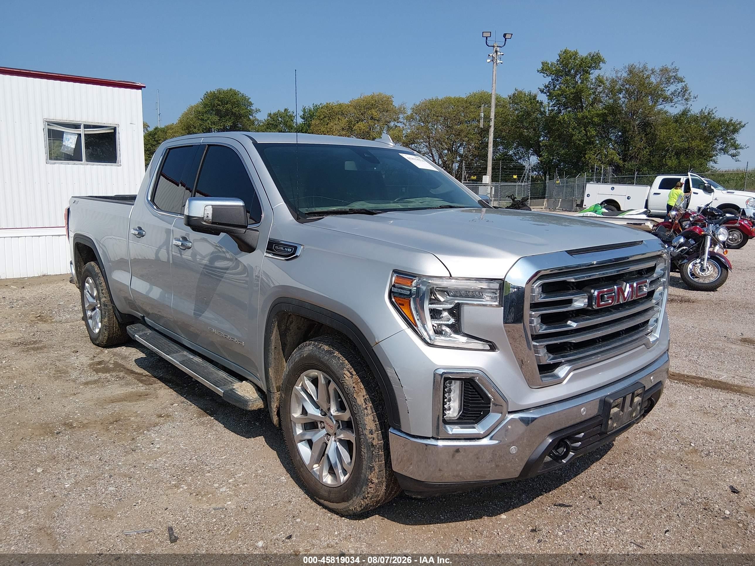 2019 GMC Sierra 1500 VIN 1GTR9DED6KZ195634 — IAAI salvage auction photo