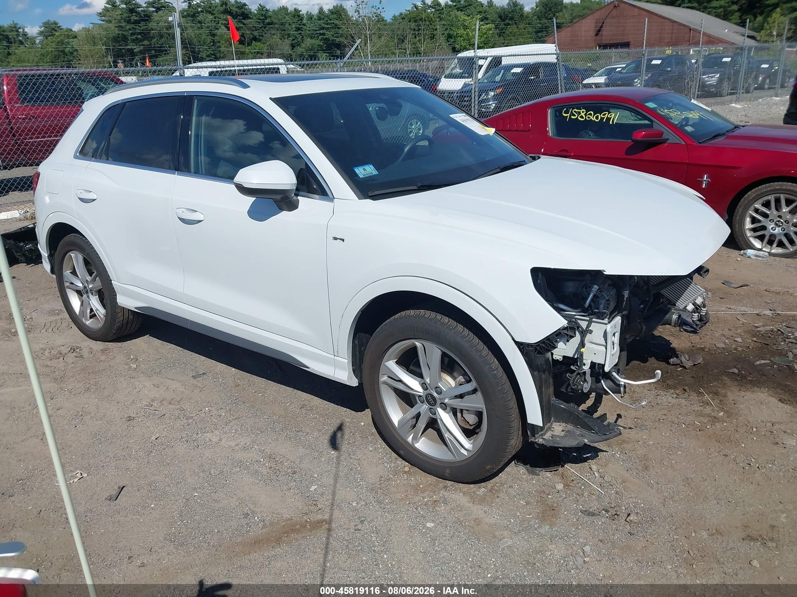 2024 Audi Q3 VIN WA1DECF38R1156178 — IAAI salvage auction photo