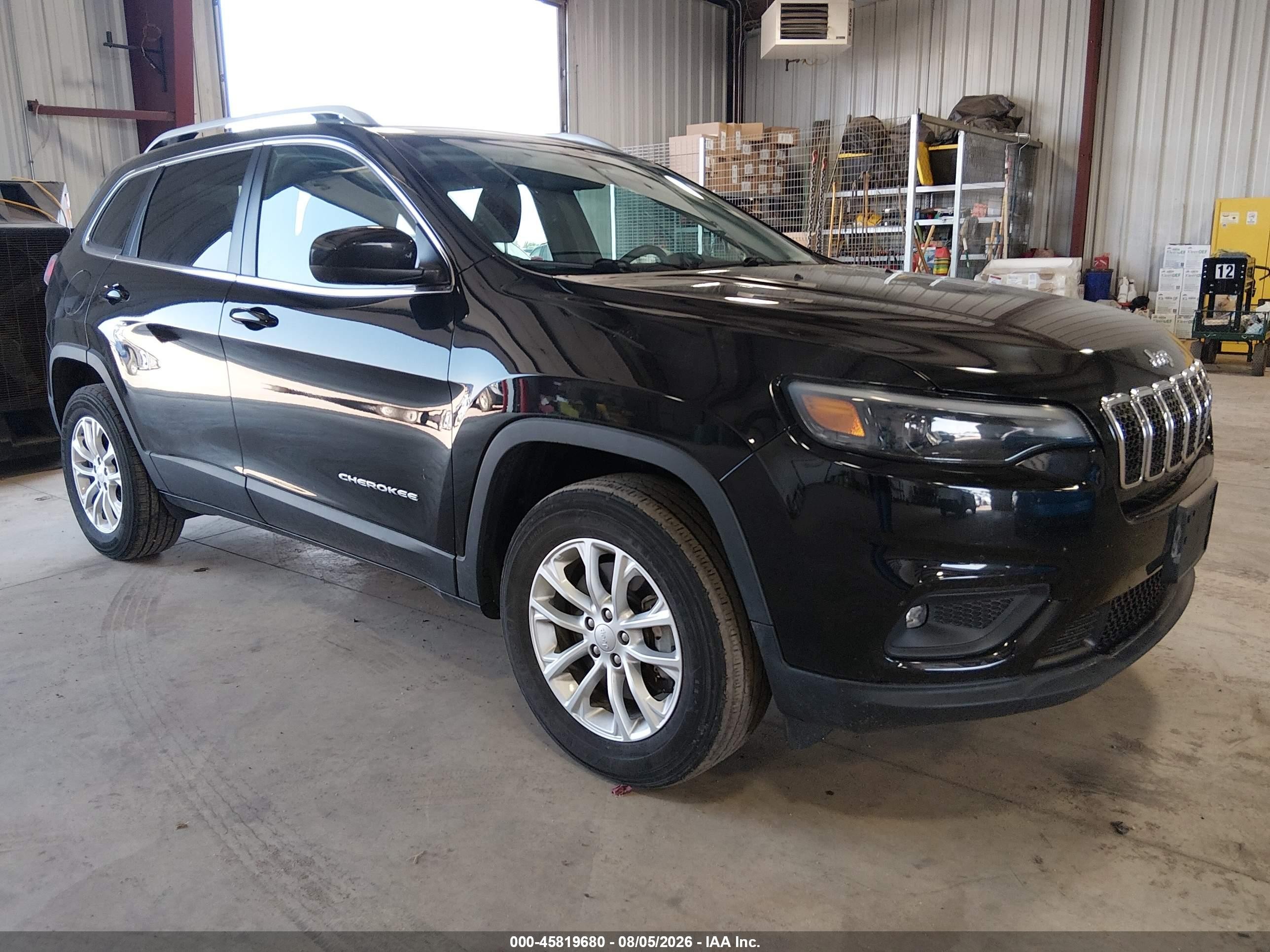 2019 Jeep Cherokee VIN 1C4PJMCB7KD406756 — IAAI salvage auction photo