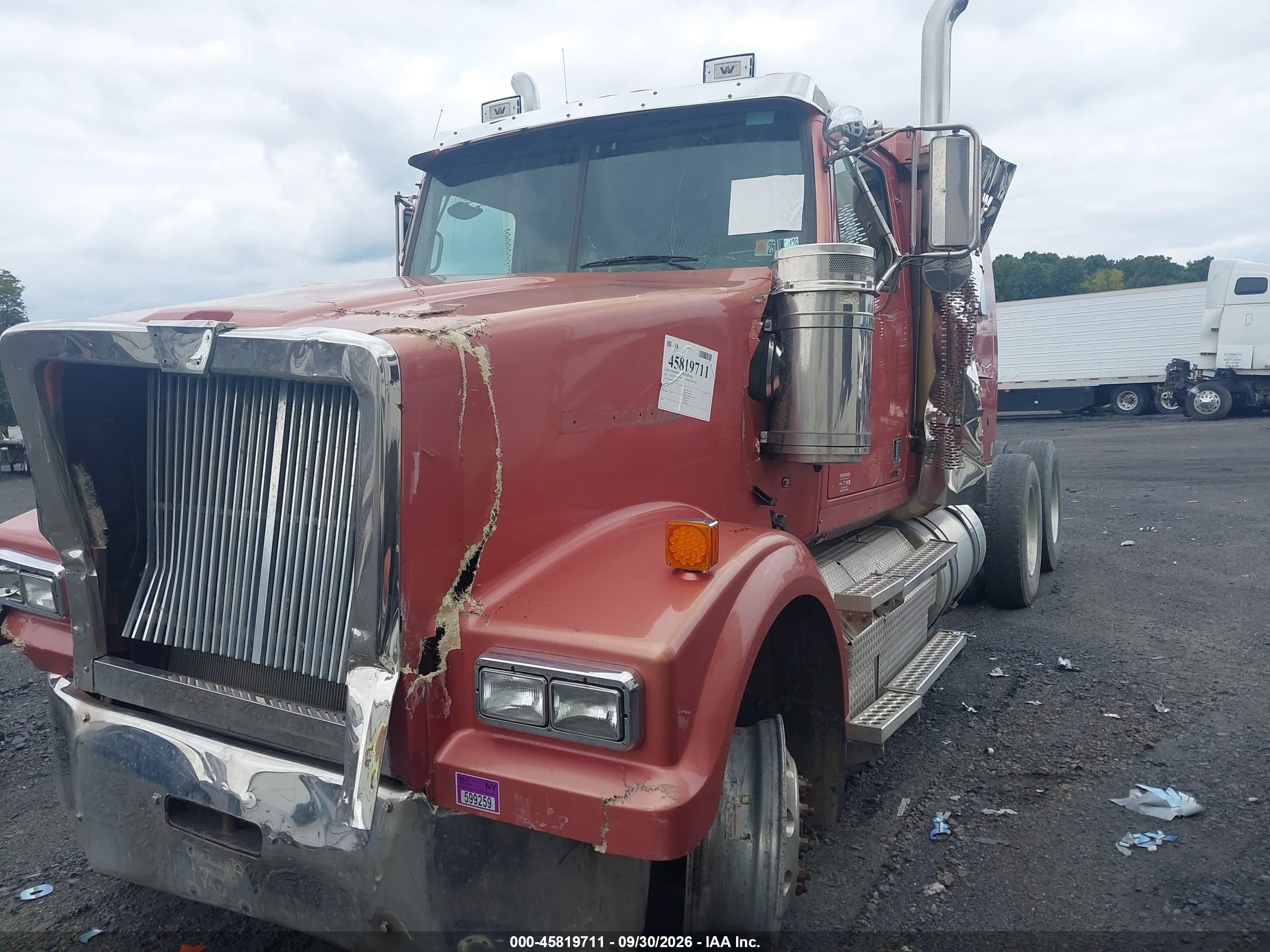 2015 Western Star/auto Car Conventional VIN 5KJJAED68FPGZ0731 IAAI salvage auction — All Over, Salvage (Pennsylvania), sold $6,000 on 2026-10-06 (photo 2)