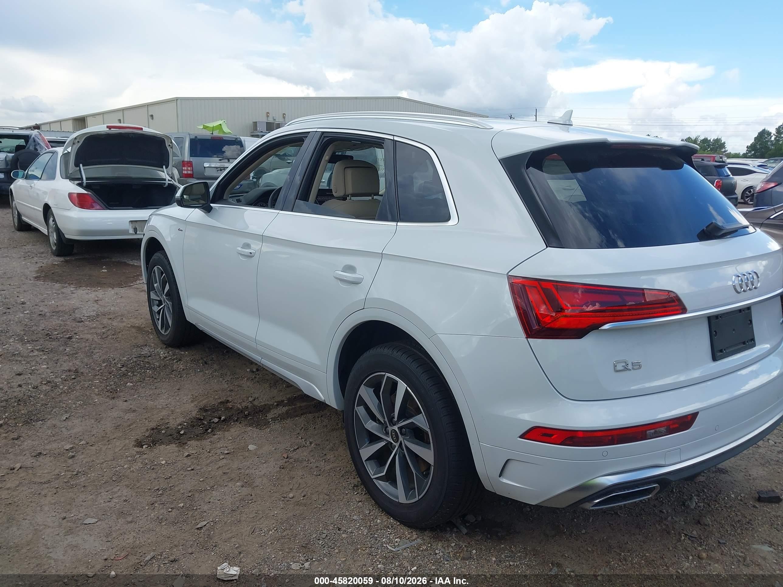 2023 Audi Q5 VIN WA1EAAFYXP2113047 IAAI salvage auction — Front End, Original (Texas), sold $17,900 on 2026-10-02 (photo 3)