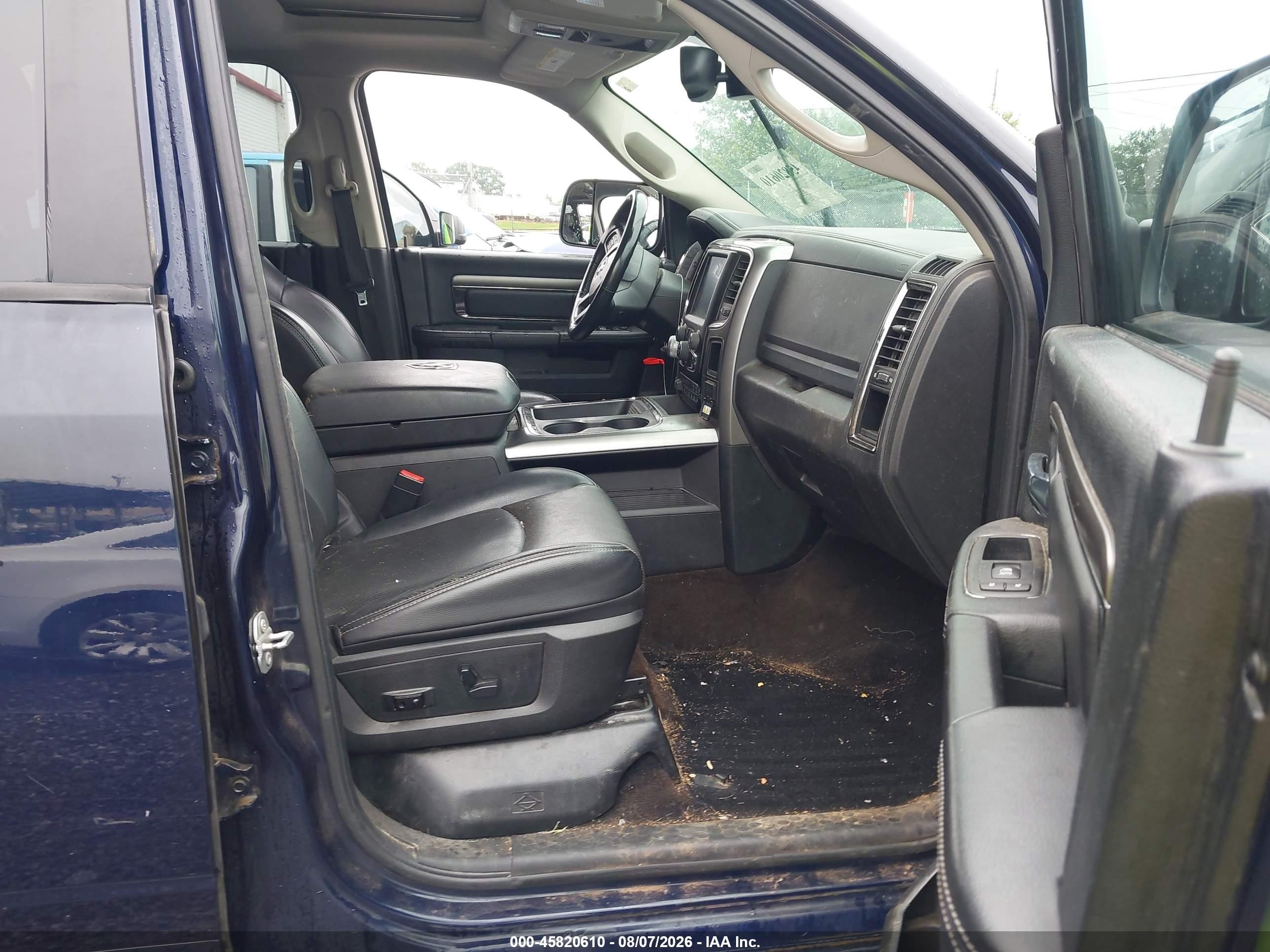 2017 Ram 1500 VIN 1C6RR7MT1HS523626 IAAI salvage auction — Side, Salvage (North Carolina), sold $4,400 on 2026-09-27 (photo 5)
