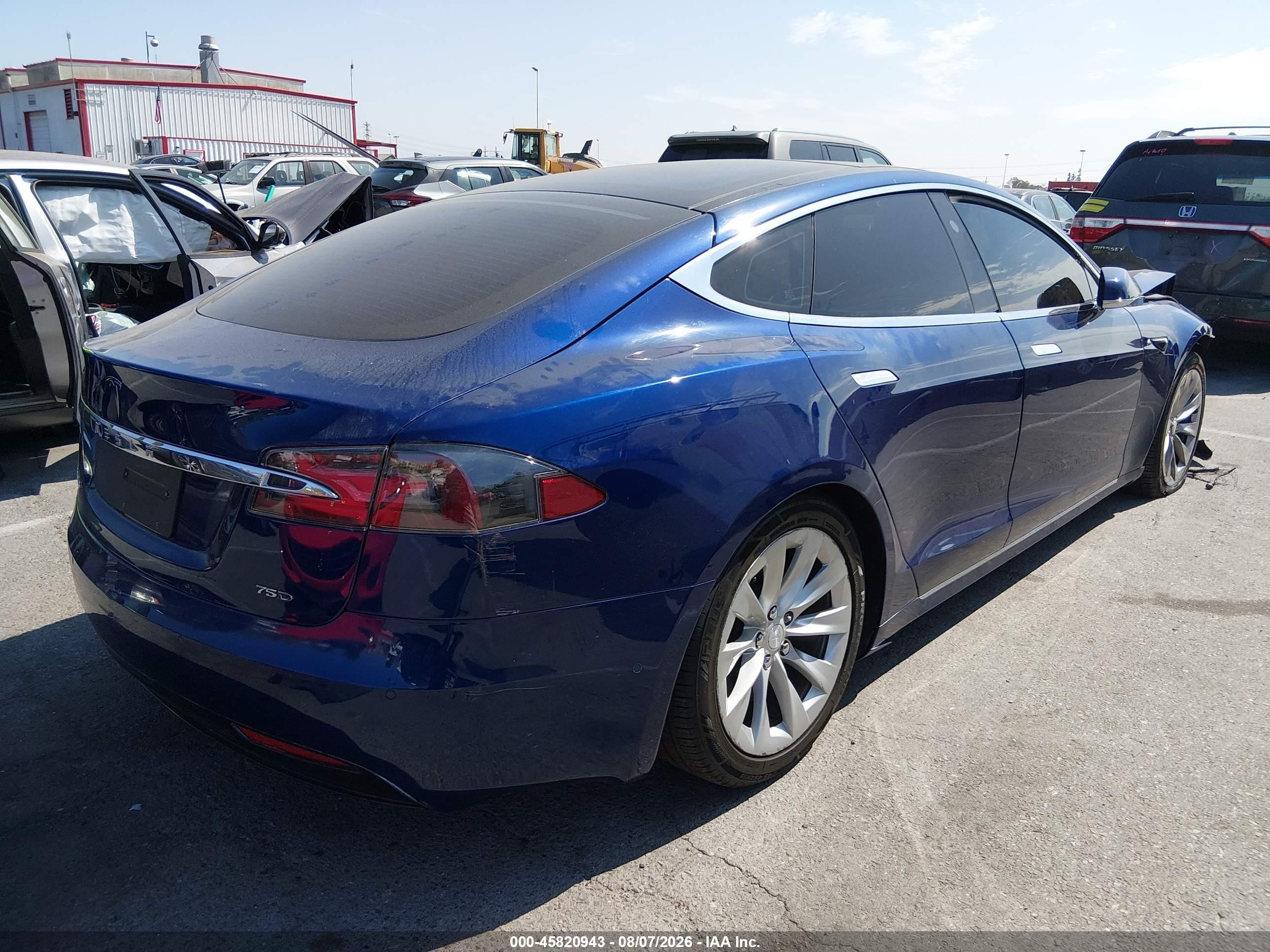 2017 Tesla Model S VIN 5YJSA1E24HF187813 IAAI salvage auction — Front End, Salvage (California), sold $5,825 on 2026-10-11 (photo 4)