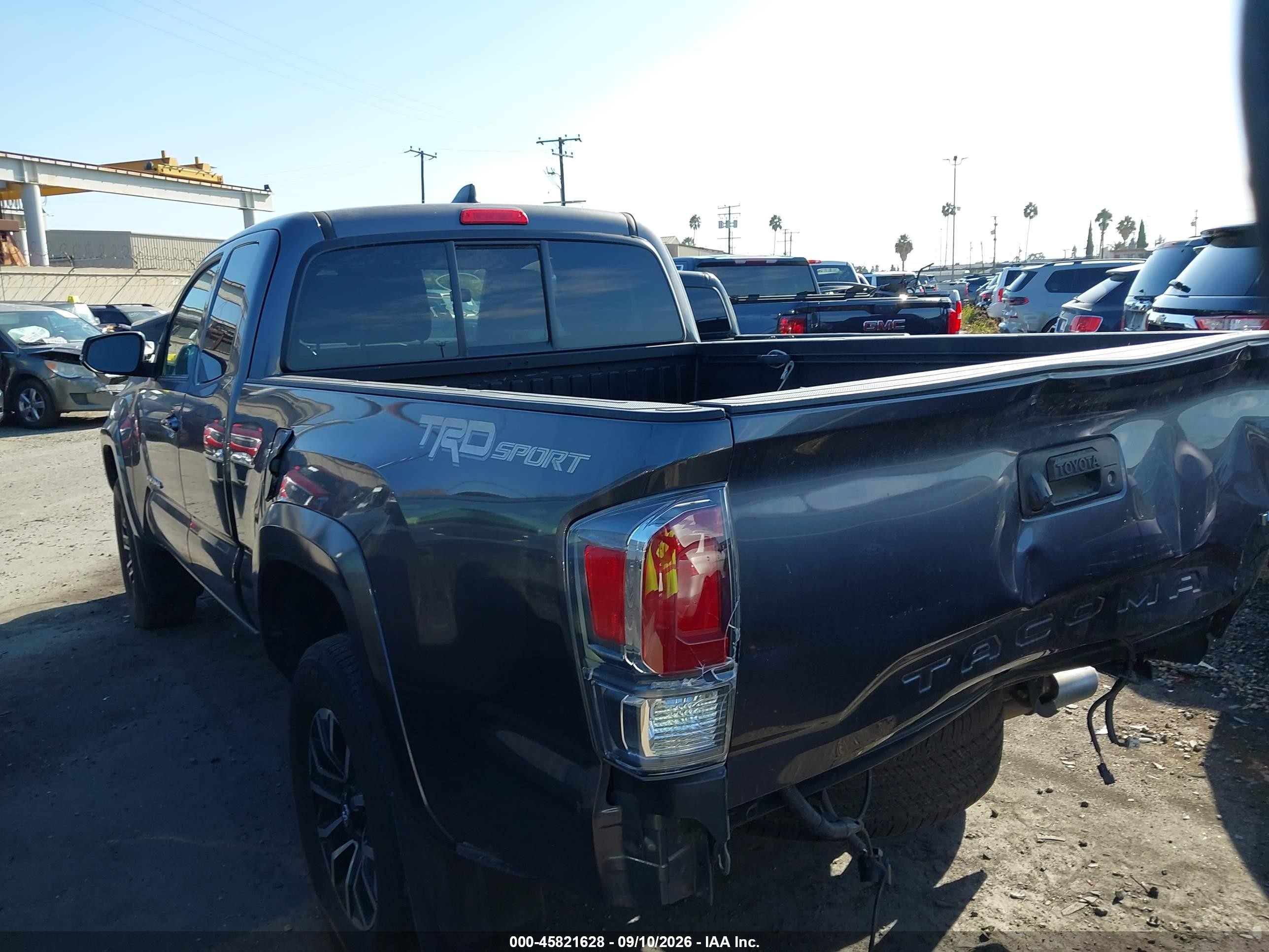 2022 Toyota Tacoma VIN 3TYRZ5CN6NT022126 IAAI salvage auction — Rear End, Salvage Certificate (California), sold $9,900 on 2026-09-12 (photo 3)