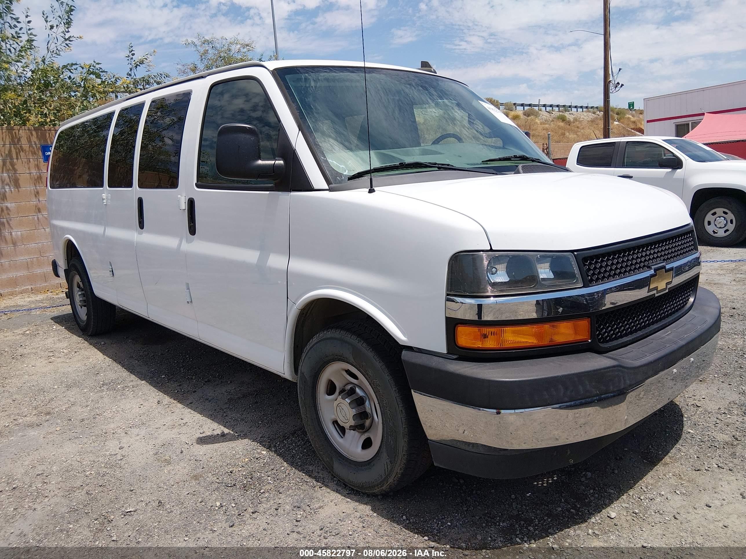 2018 Chevrolet Express 3500 VIN 1GAZGPFG4J1213456 — IAAI salvage auction photo