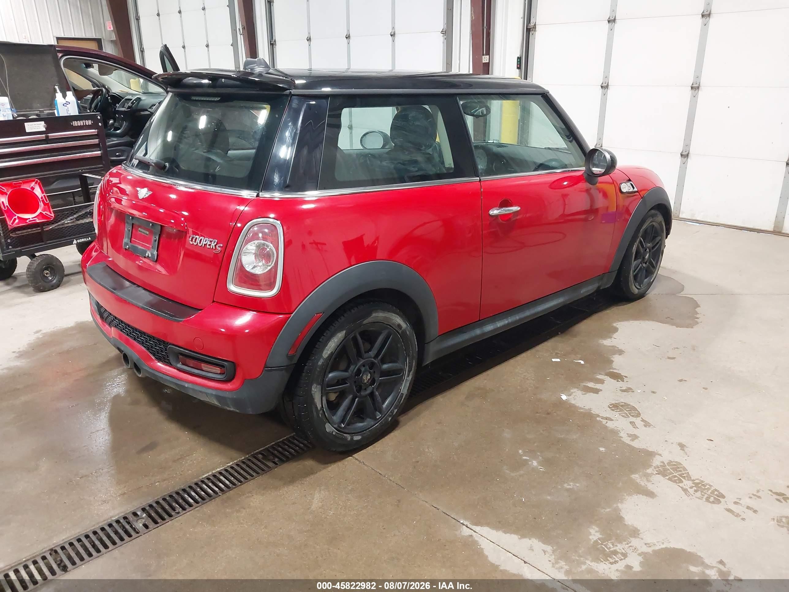 2012 Mini Cooper VIN WMWSV3C58CTY18742 IAAI salvage auction — Front End, Salvage (North Dakota), sold $650 on 2026-09-12 (photo 4)