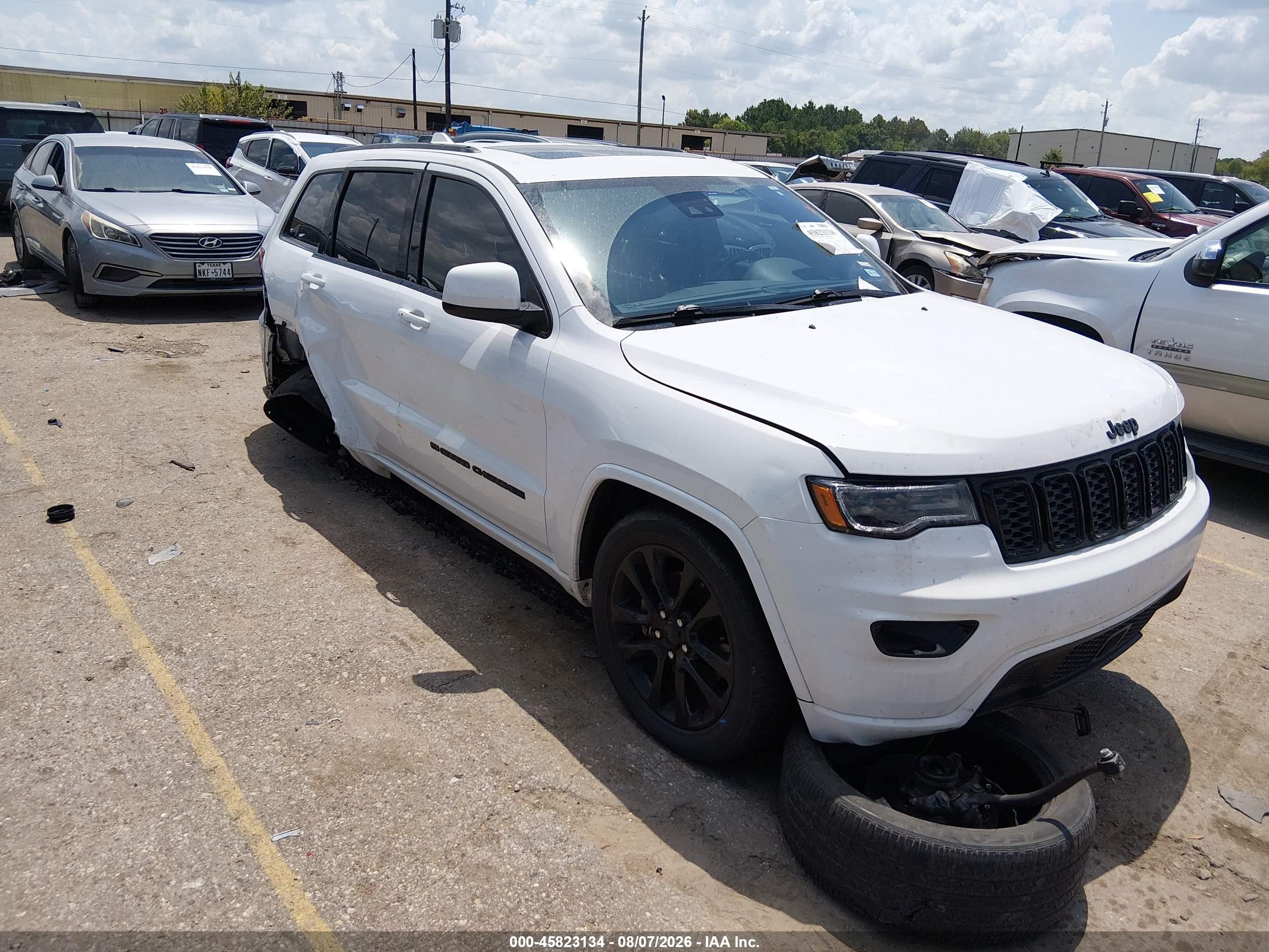 2022 Jeep Grand Cherokee WK VIN 1C4RJEAG9NC153138 — IAAI salvage auction photo