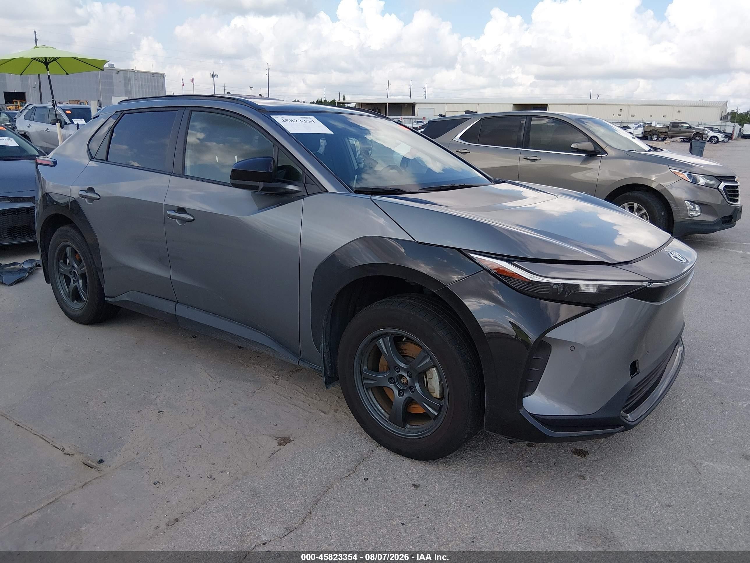 2025 Toyota BZ4X VIN JTMAAAAA9SA071807 — IAAI salvage auction photo
