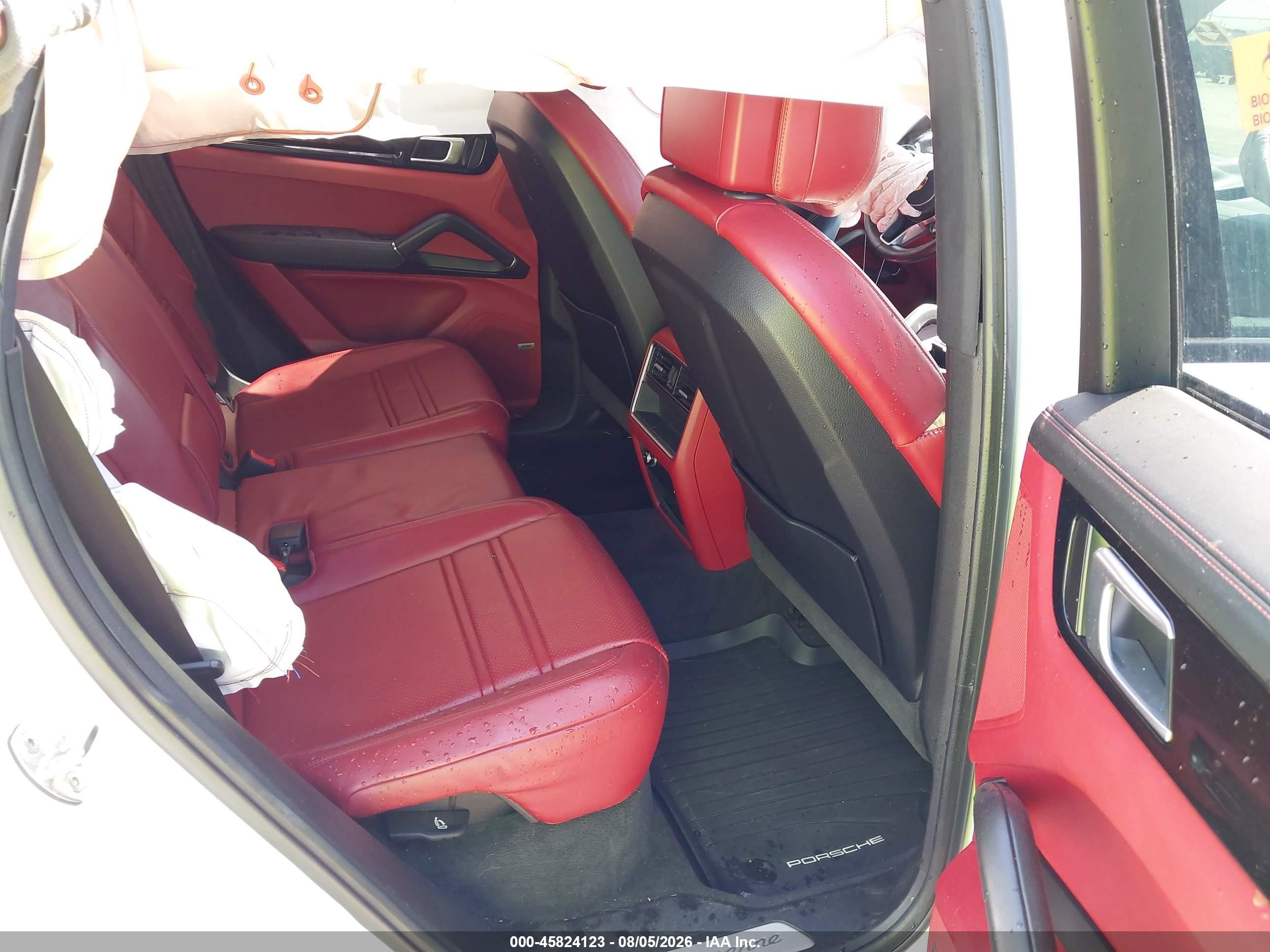 2022 Porsche Cayenne VIN WP1BB2AY8NDA52140 IAAI salvage auction — Normal Wear, Clear (Montana), sold $16,150 on 2026-08-17 (photo 8)