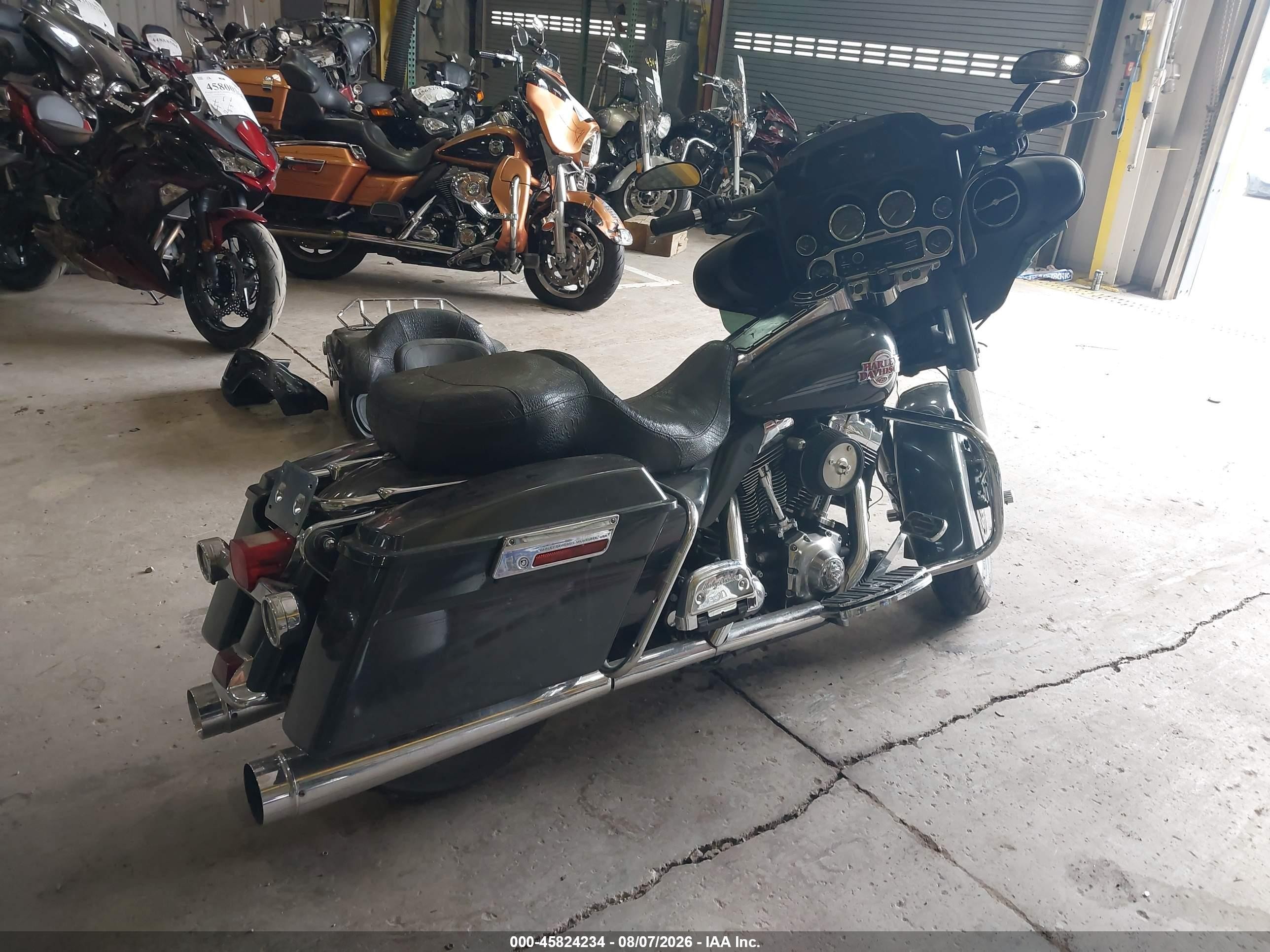 2007 Harley-davidson Electra glide VIN 1HD1FC4157Y685730 IAAI salvage auction — Side, Clear (Indiana), sold $1,150 on 2026-09-21 (photo 4)