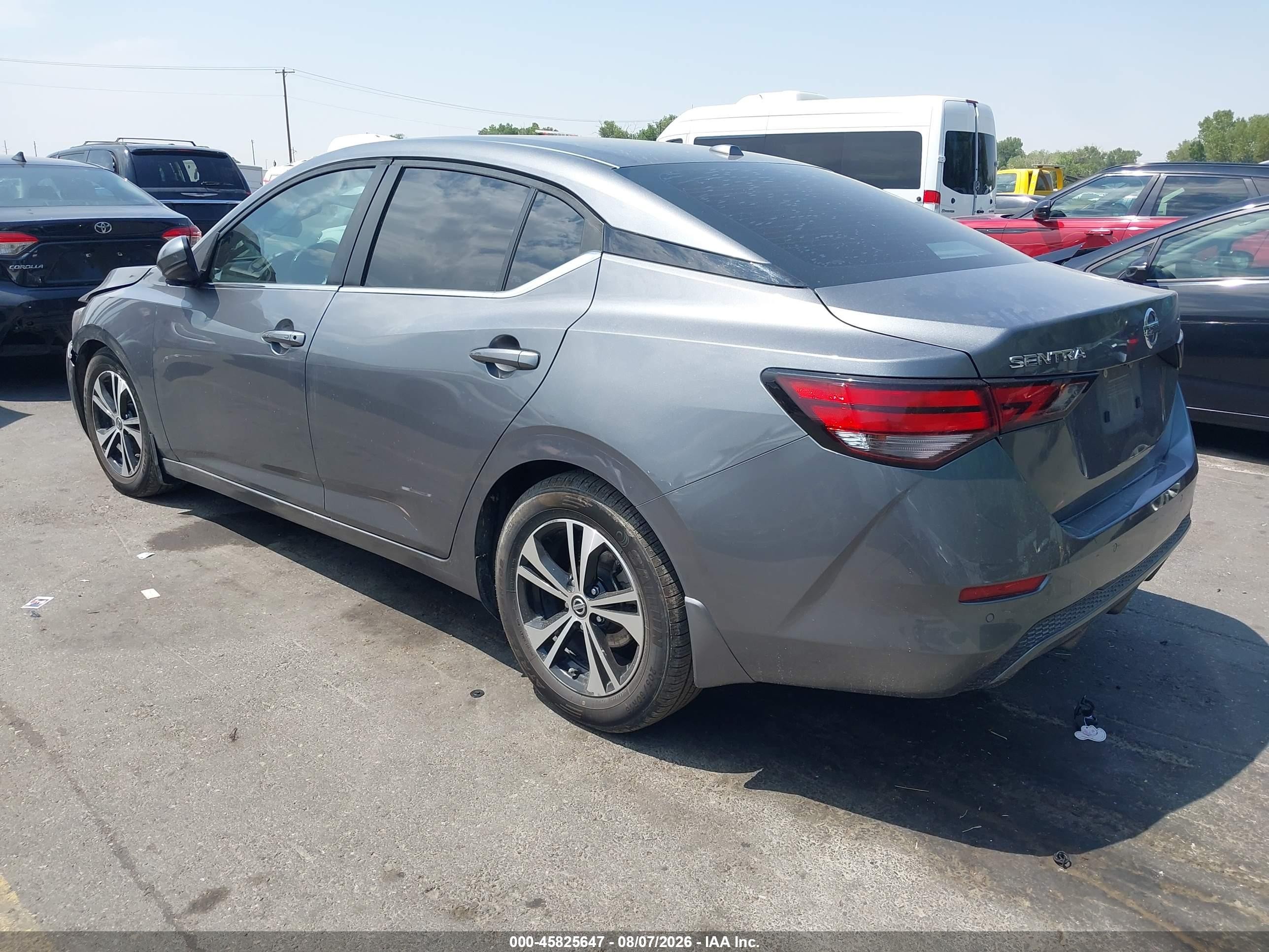 2020 Nissan Sentra VIN 3N1AB8CV9LY236907 IAAI salvage auction — Side, Salvage (Utah), sold $1,950 on 2026-09-03 (photo 3)