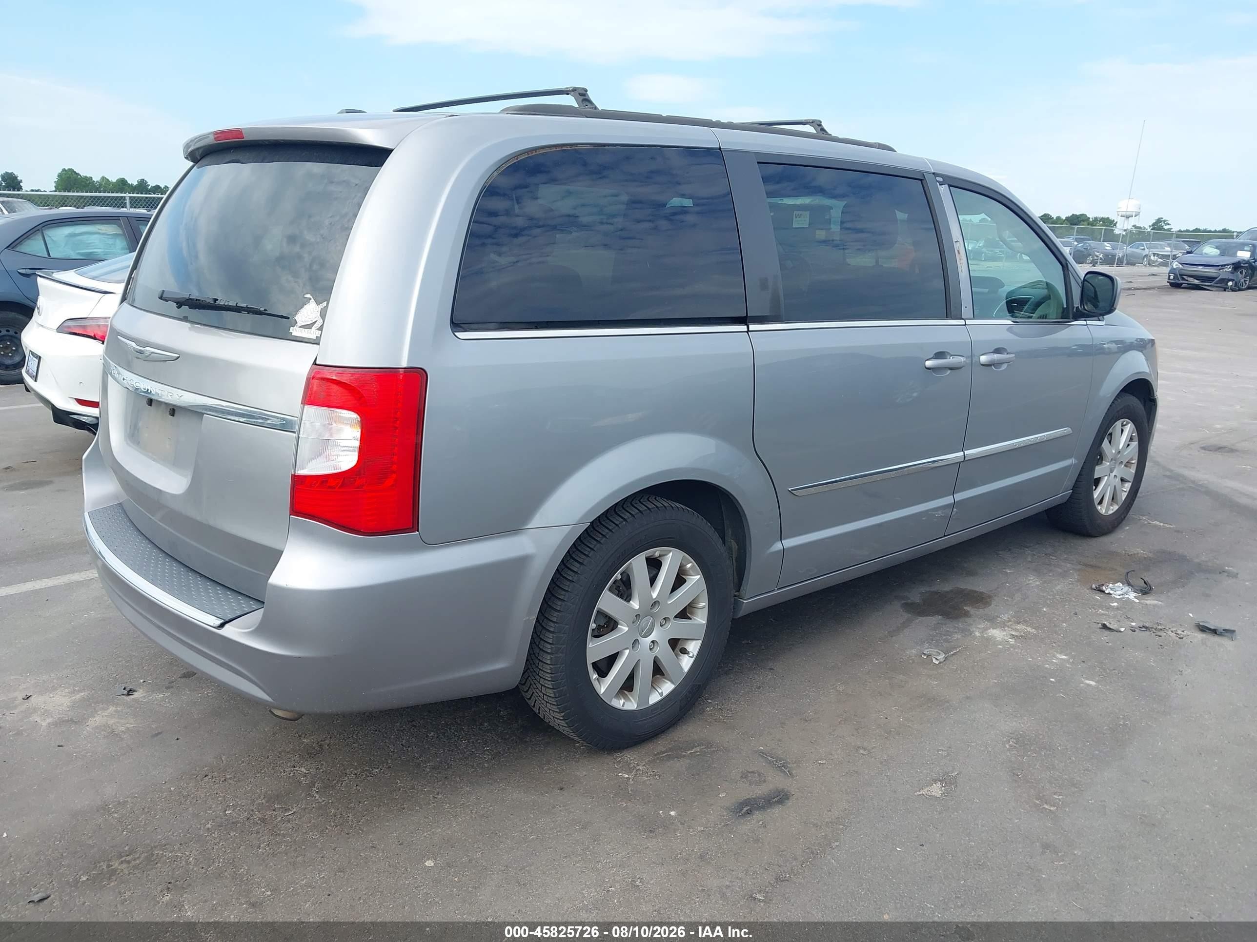 2014 Chrysler Town & country VIN 2C4RC1BG4ER441061 IAAI salvage auction — Normal Wear, Clear (North Carolina), sold $400 on 2026-09-02 (photo 4)