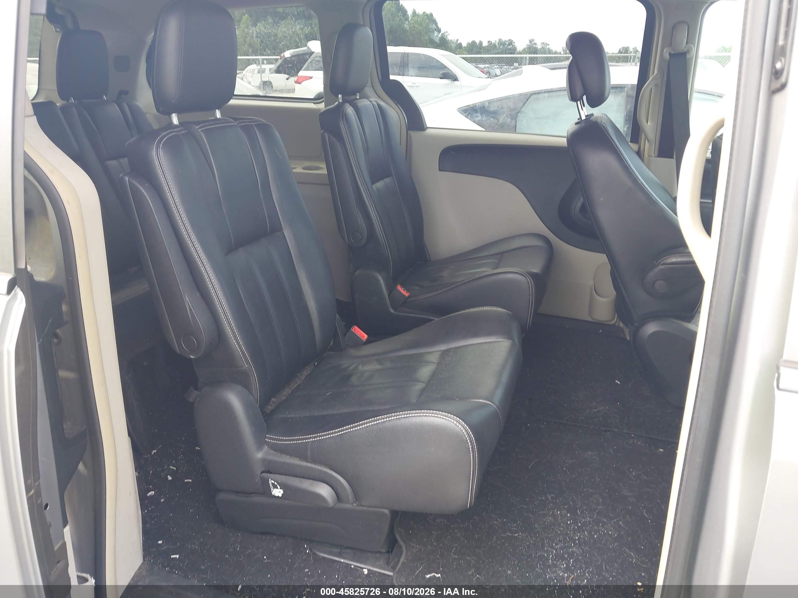 2014 Chrysler Town & country VIN 2C4RC1BG4ER441061 IAAI salvage auction — Normal Wear, Clear (North Carolina), sold $400 on 2026-09-02 (photo 8)