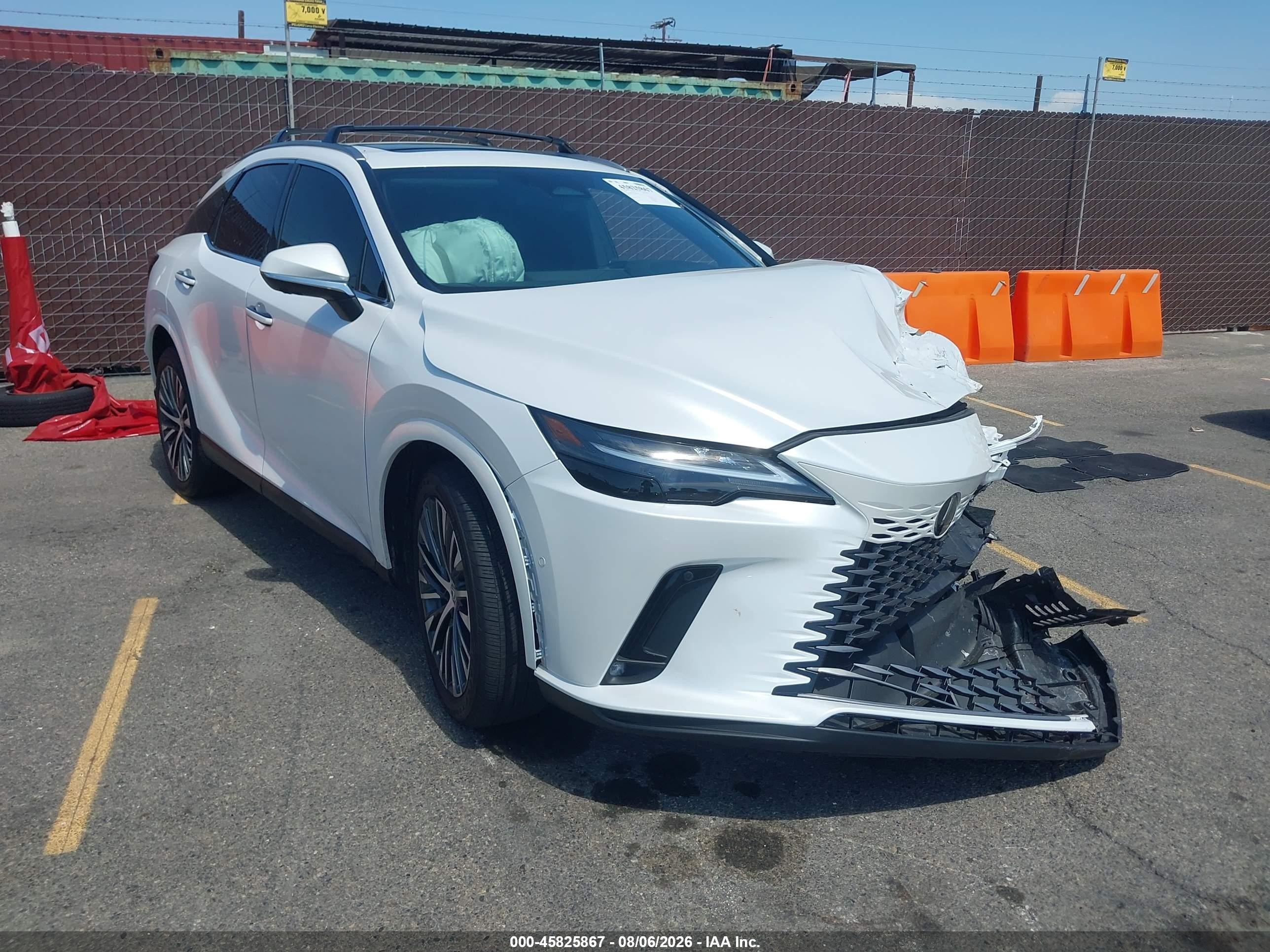 2025 Lexus RX 350h VIN 2T2BBMCAXSC087425 — IAAI salvage auction photo