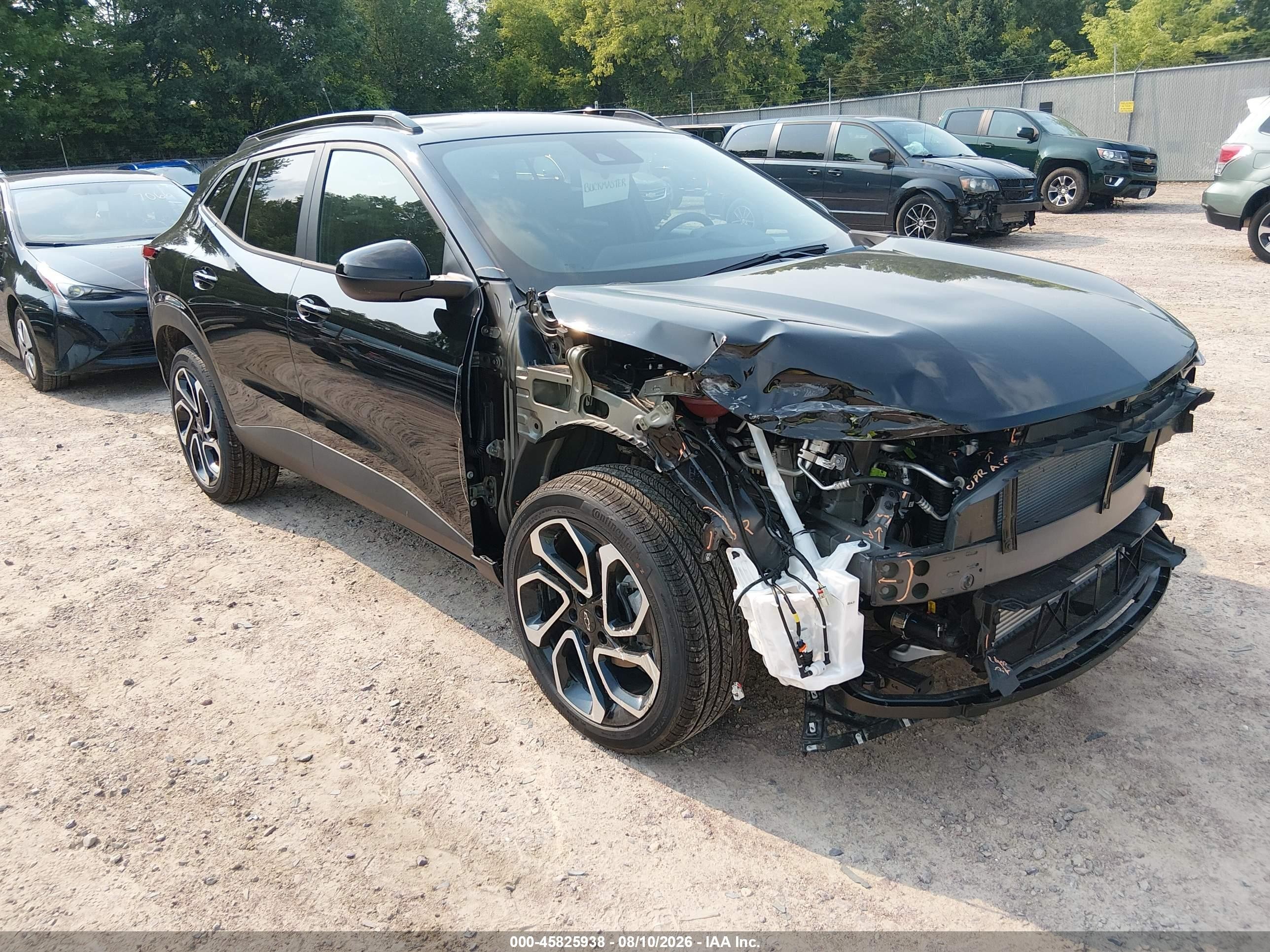 2026 Chevrolet Trax VIN KL77LJEP6TC195619 — IAAI salvage auction photo