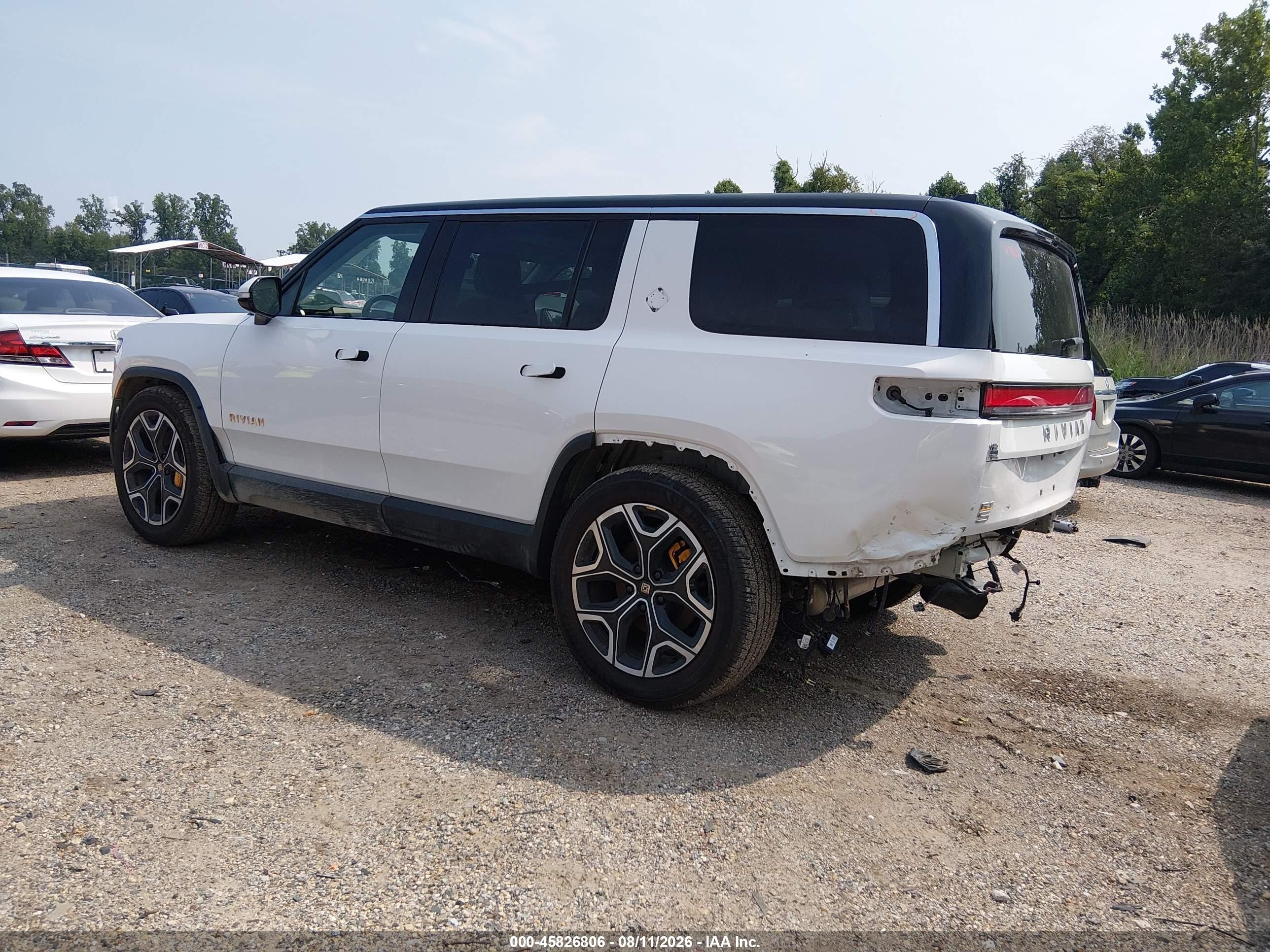 2023 Rivian R1s VIN 7PDSGABL1PN006297 IAAI salvage auction — Rear End, Salvage - Greater Than 75% (Maryland), sold $18,100 on 2026-09-30 (photo 3)
