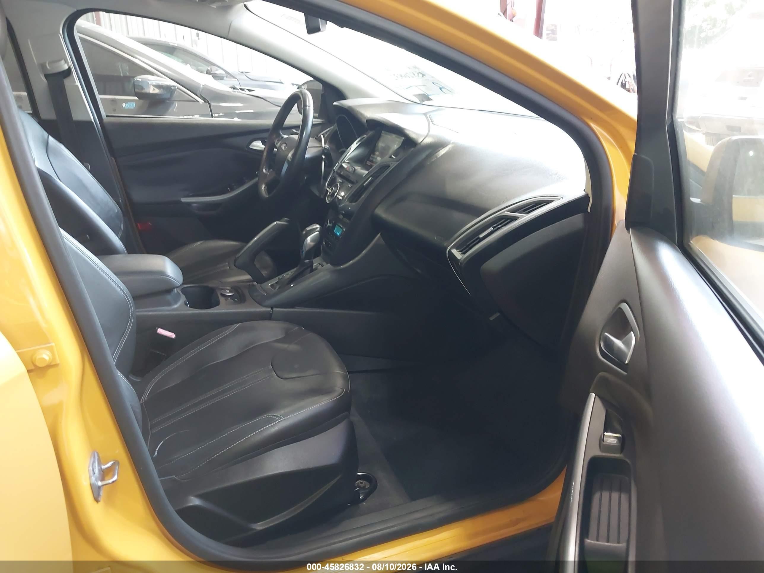 2012 Ford Focus VIN 1FAHP3N23CL111046 IAAI salvage auction — Unknown, Clear (Virginia), sold $775 on 2026-09-26 (photo 5)