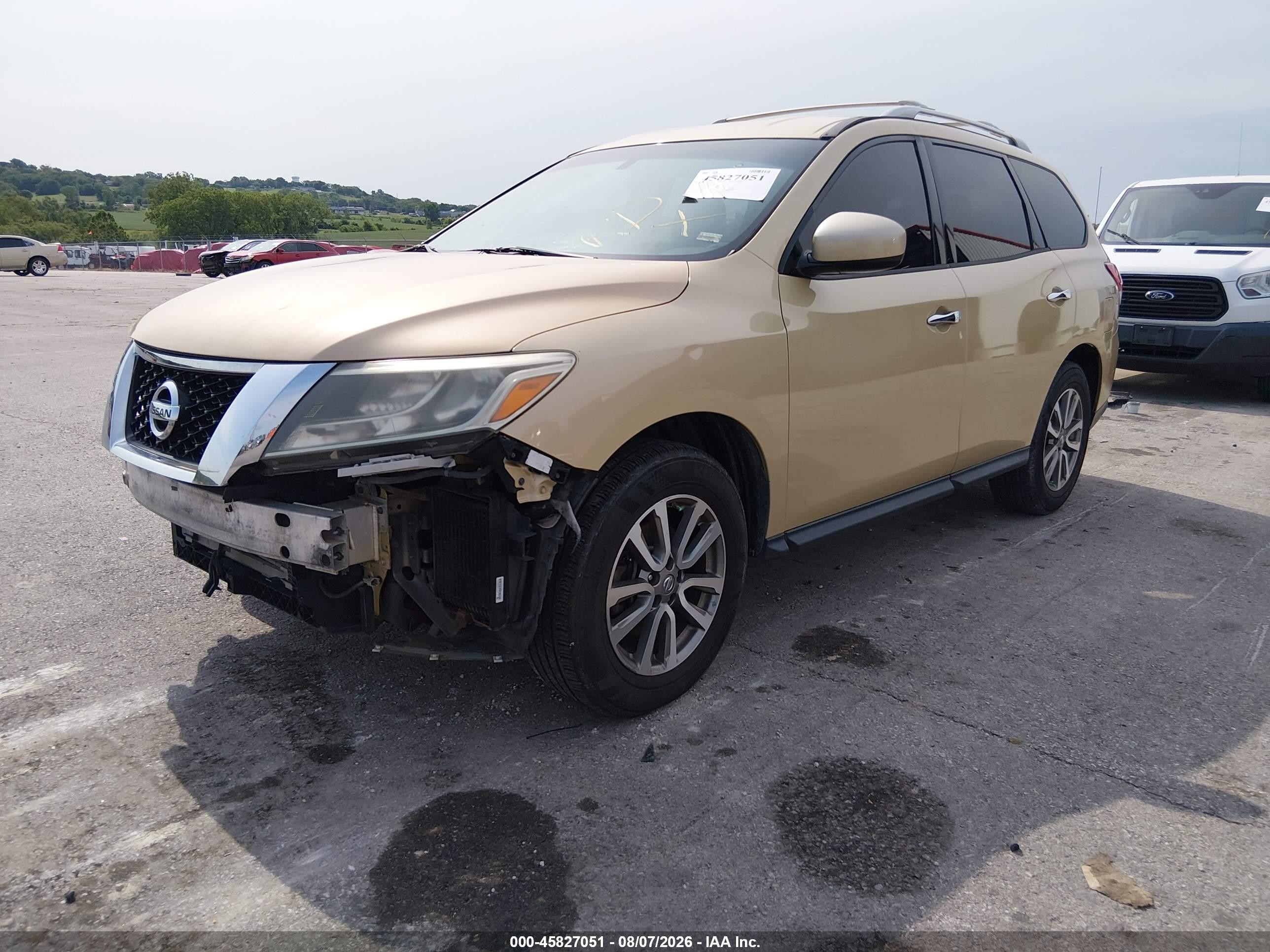 2013 Nissan Pathfinder VIN 5N1AR2MM5DC611869 IAAI salvage auction — Front End, Salvage (Missouri), sold $600 on 2026-09-04 (photo 2)