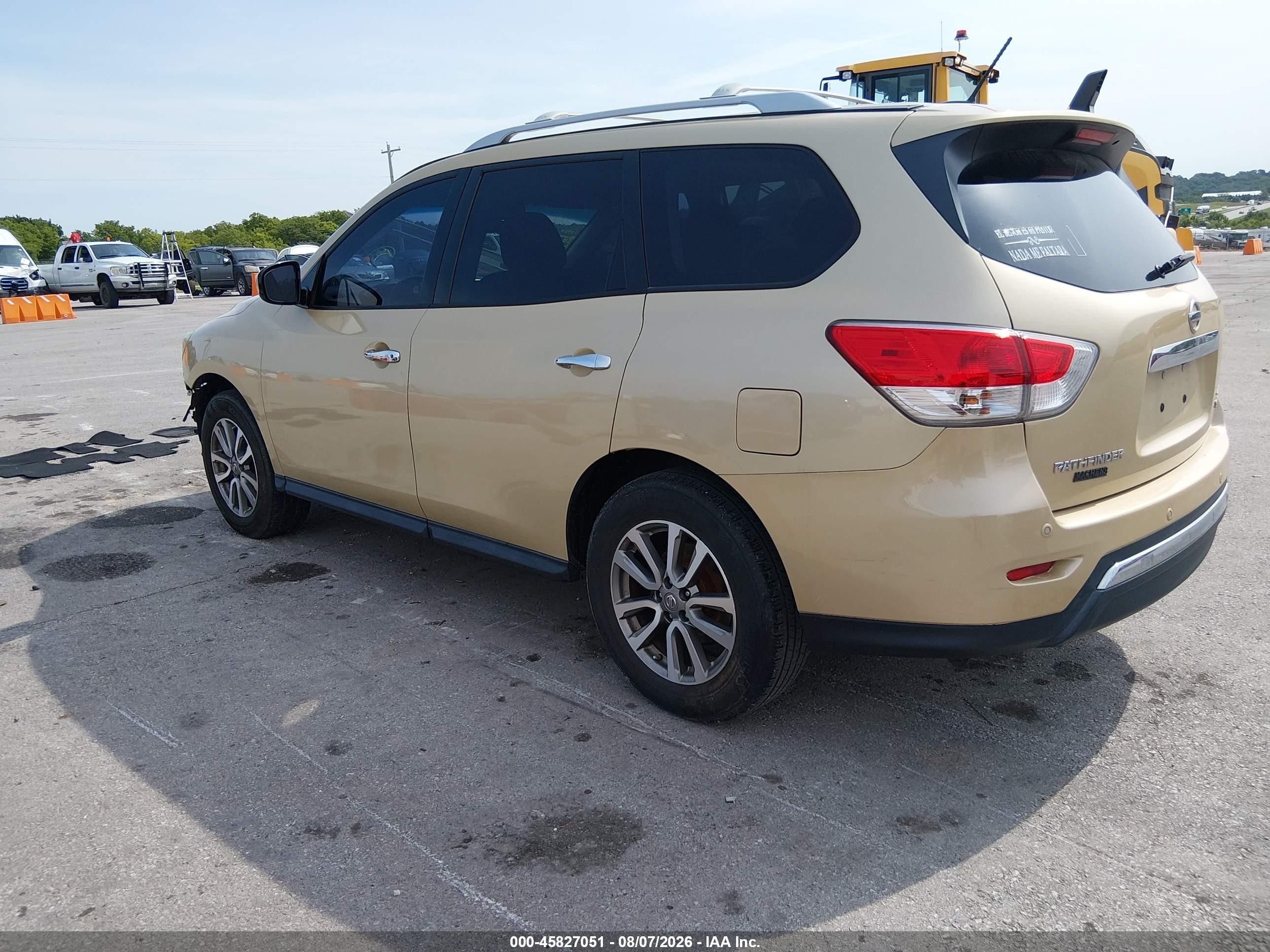 2013 Nissan Pathfinder VIN 5N1AR2MM5DC611869 IAAI salvage auction — Front End, Salvage (Missouri), sold $600 on 2026-09-04 (photo 3)