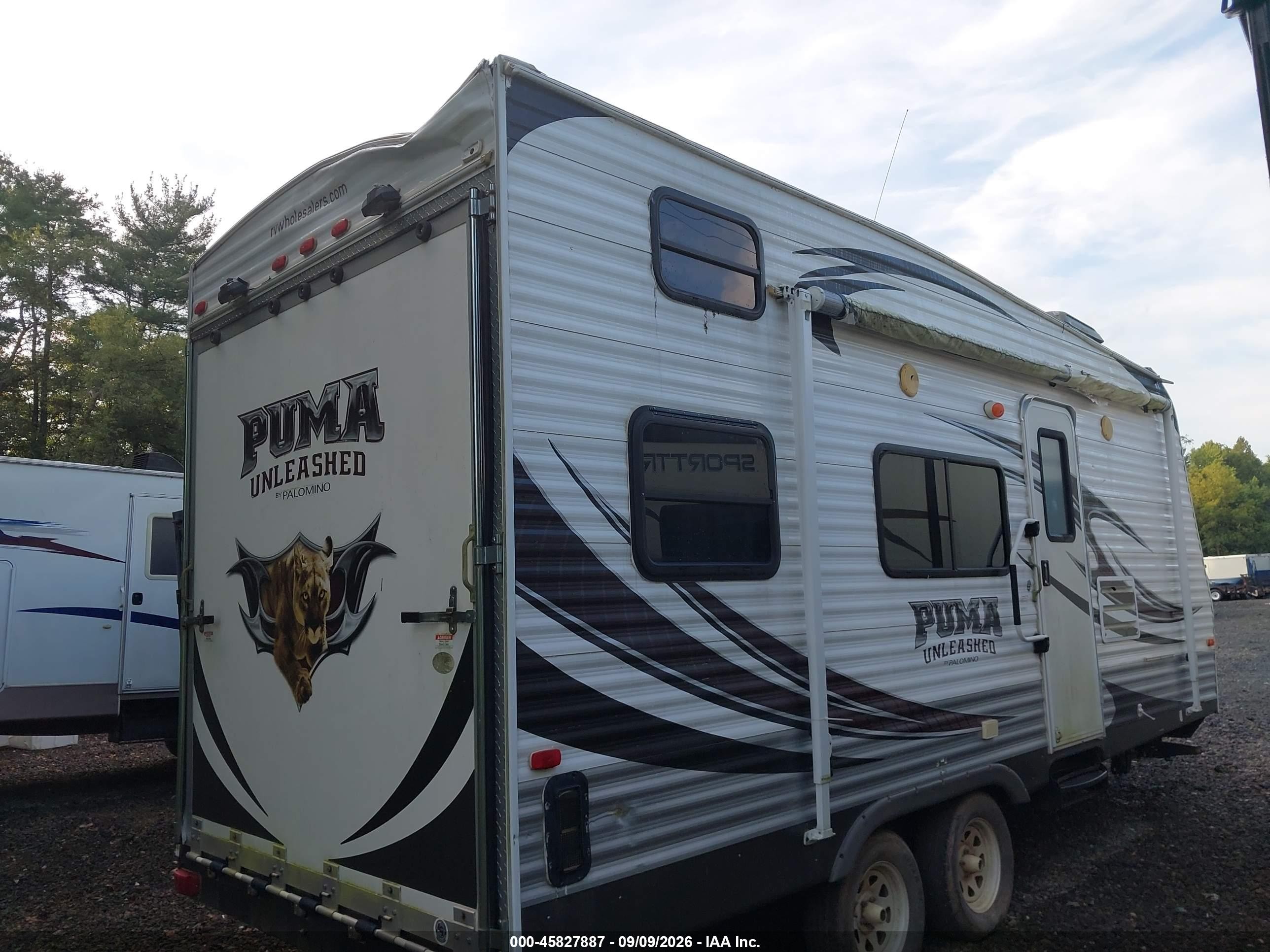 2013 Palomino Puma VIN 4X4TPTW20DP041240 IAAI salvage auction — Top/Roof, Salvage (Ohio), sold $1,600 on 2026-09-21 (photo 4)