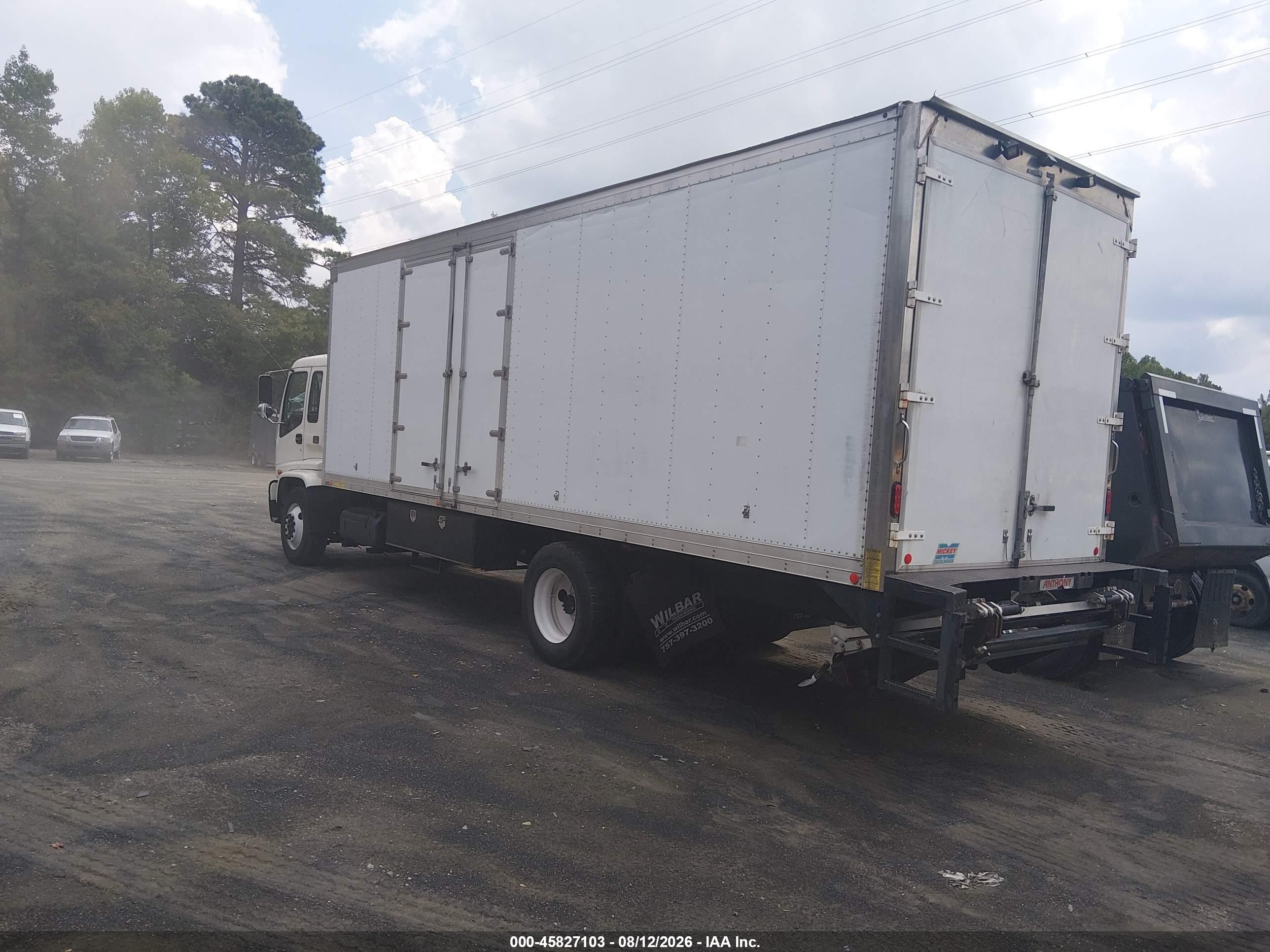 2002 Isuzu FTR VIN 4GTJ7C1392J700055 IAAI salvage auction — Front End, Salvage (Virginia), sold $5,950 on 2026-09-14 (photo 3)