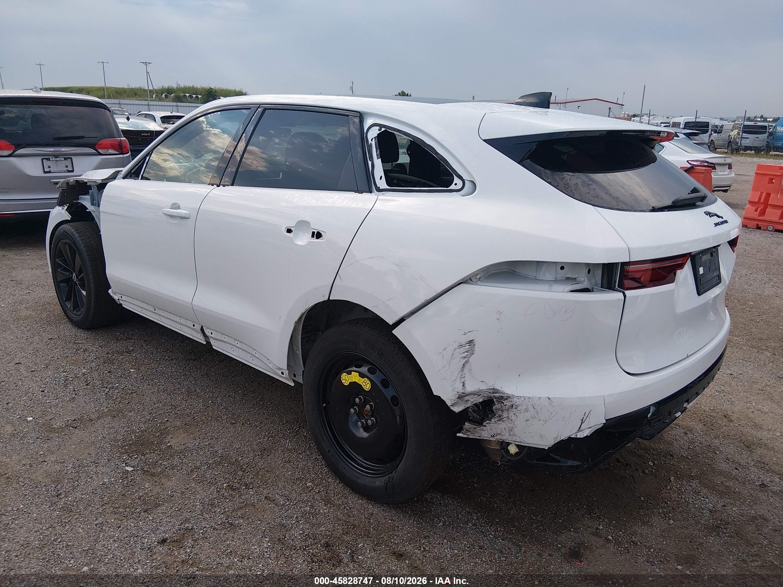 2024 Jaguar F-Pace VIN SADCT2EX8RA726271 IAAI salvage auction — Side, Salvage (Nebraska), sold $12,100 on 2026-09-12 (photo 3)