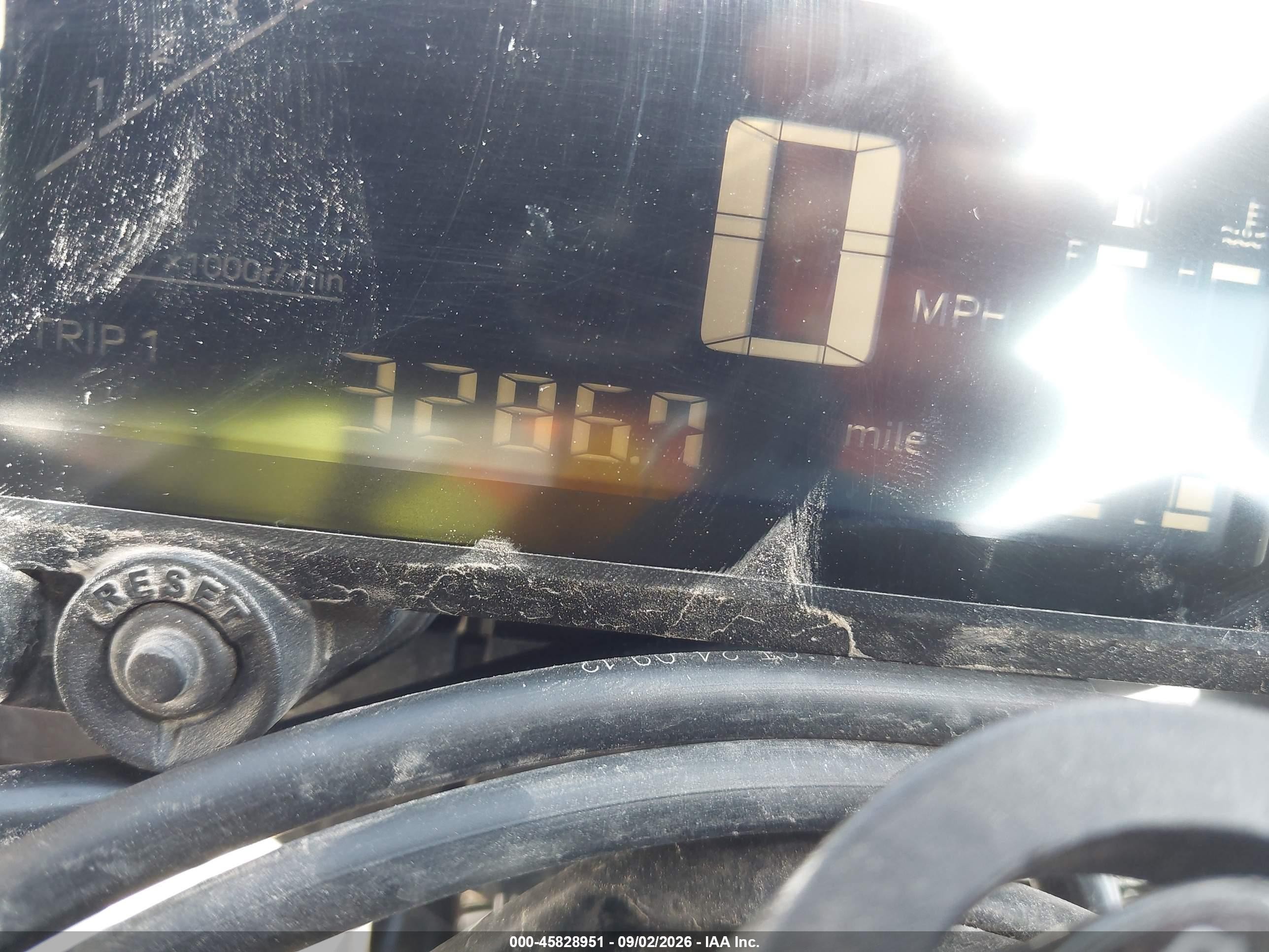 2025 Yamaha VIN MH3RH25E8SK001731 IAAI salvage auction — Front End, Salvage (Texas), sold $1,850 on 2026-09-21 (photo 7)