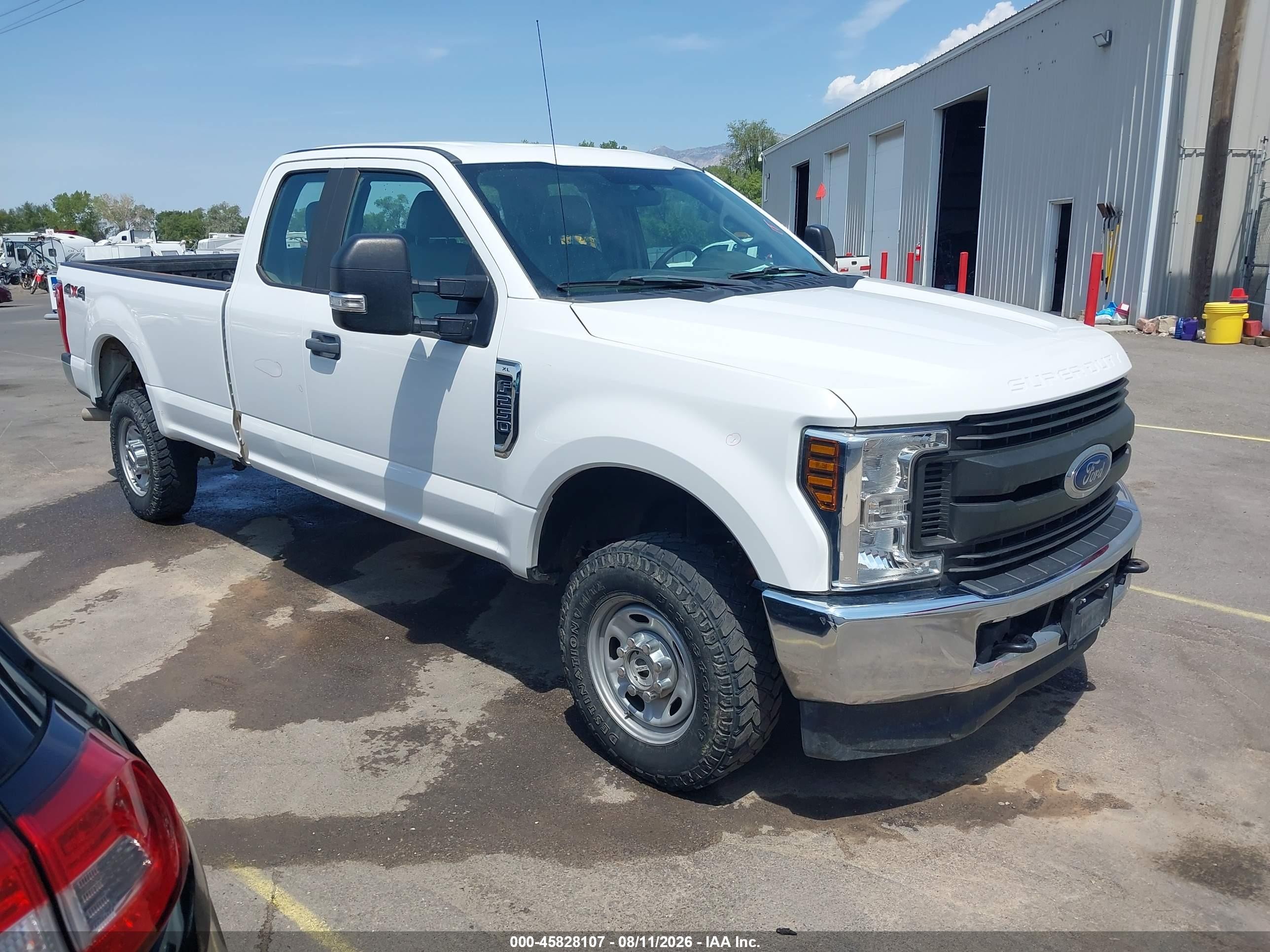 2018 Ford F-250 VIN 1FT7X2B66JEC83922 — IAAI salvage auction photo
