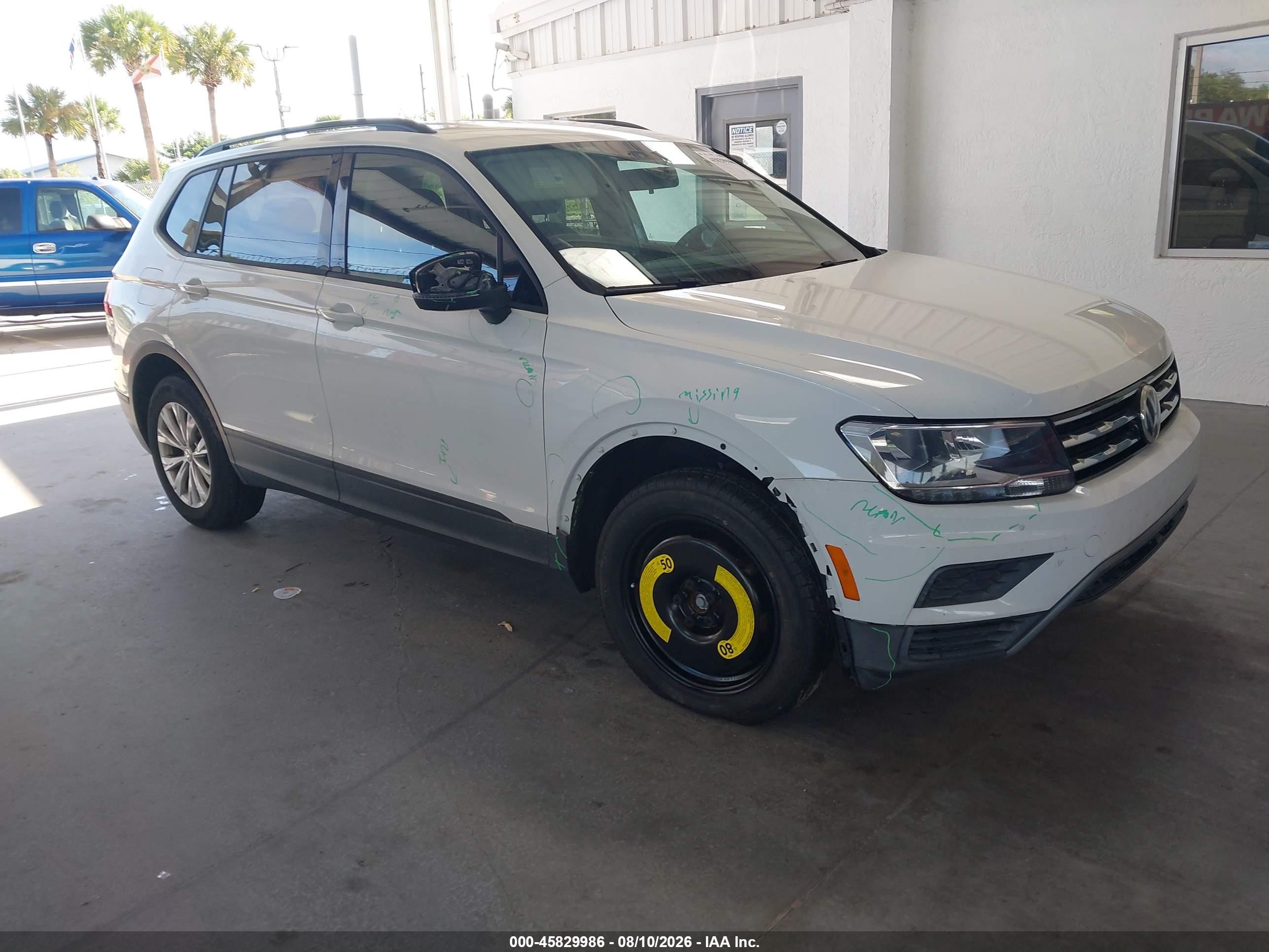 2019 Volkswagen Tiguan VIN 3VV1B7AX1KM080977 IAAI salvage auction — Unknown, Rebuildable (Florida), sold $3,500 on 2026-09-05 (photo 1)