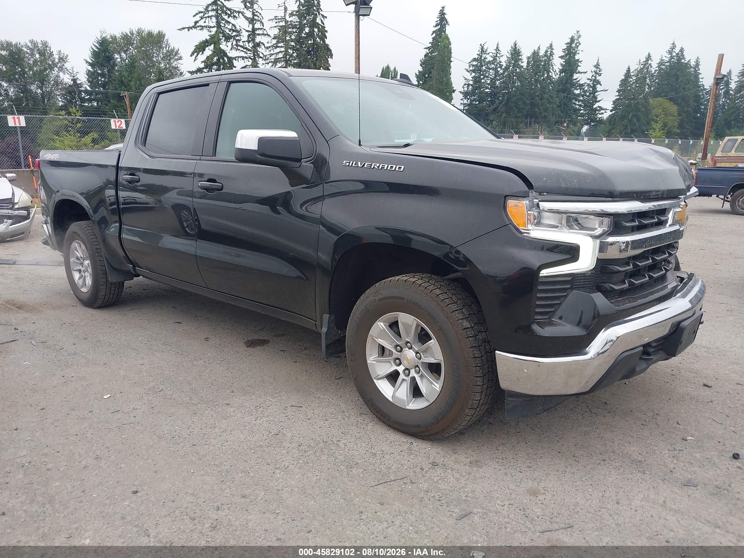 2025 Chevrolet Silverado 1500 VIN 2GCUKDED4S1140123 — IAAI salvage auction photo
