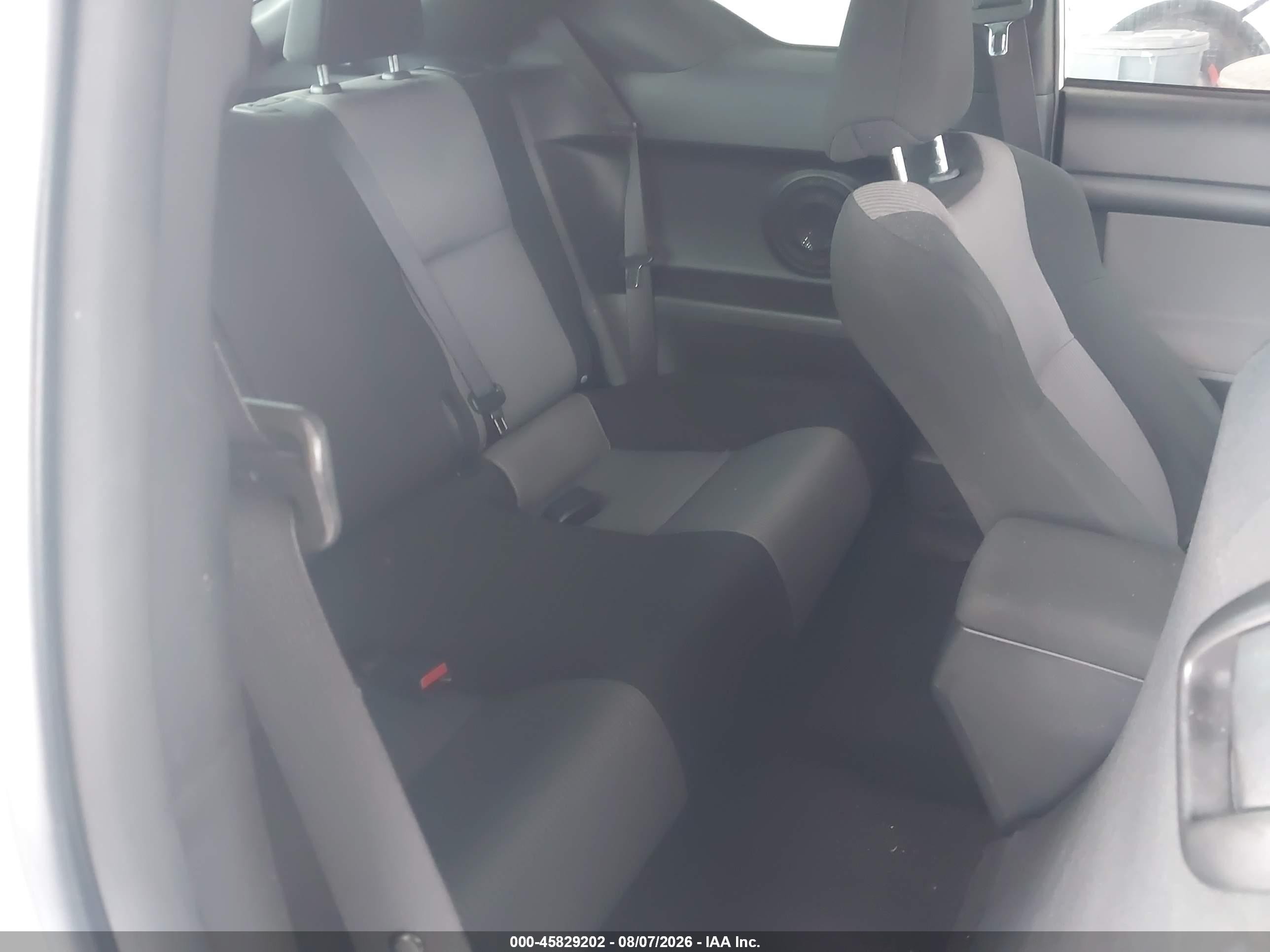2015 Scion Tc VIN JTKJF5C74F3090570 IAAI salvage auction — Front & Rear, Rebuildable (Florida), sold $625 on 2026-09-02 (photo 8)