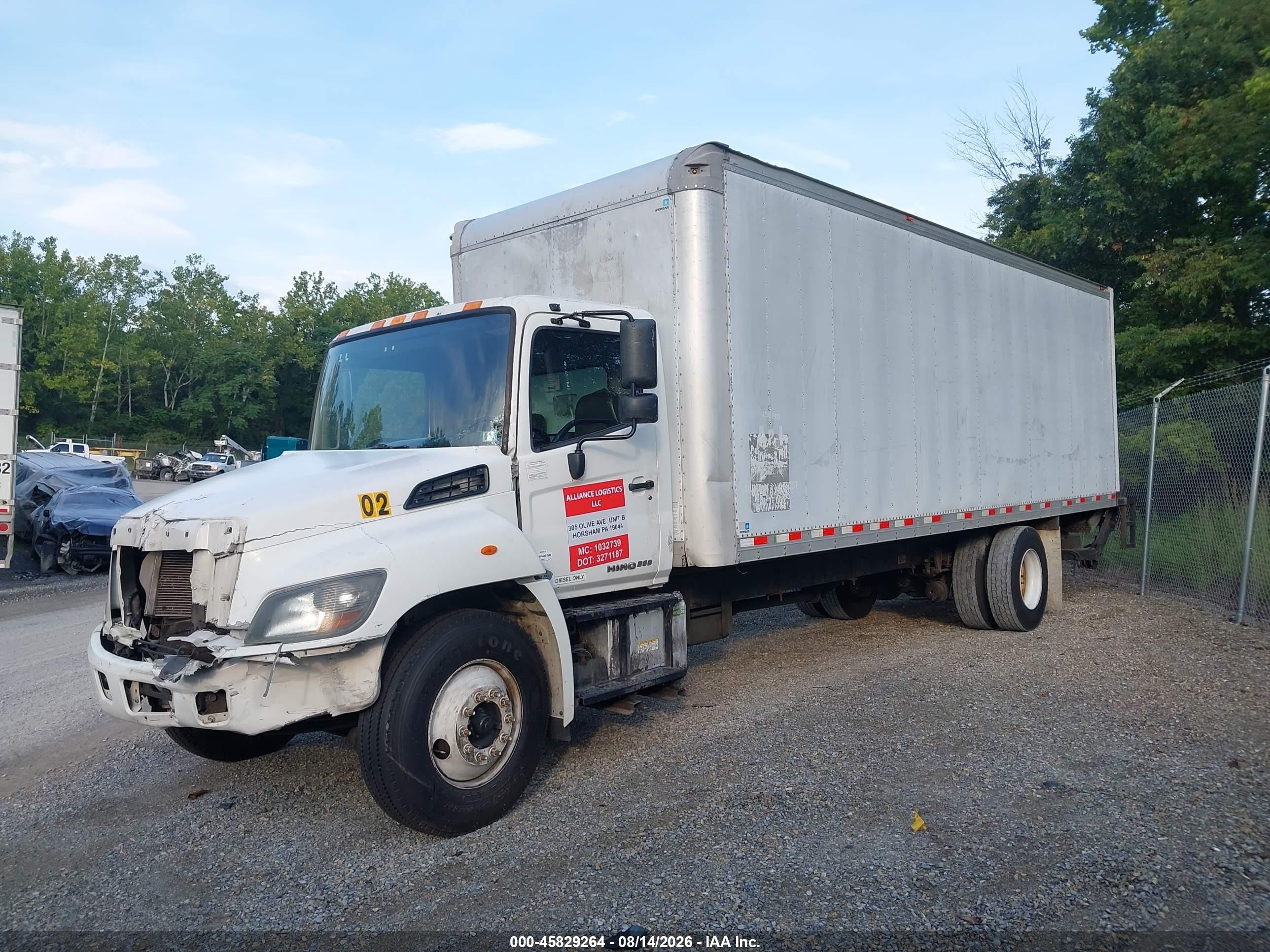 2016 Hino 258/268 VIN 5PVNJ8JV6G4S60014 IAAI salvage auction — Front End, Salvage (Virginia), sold $2,250 on 2026-10-10 (photo 2)