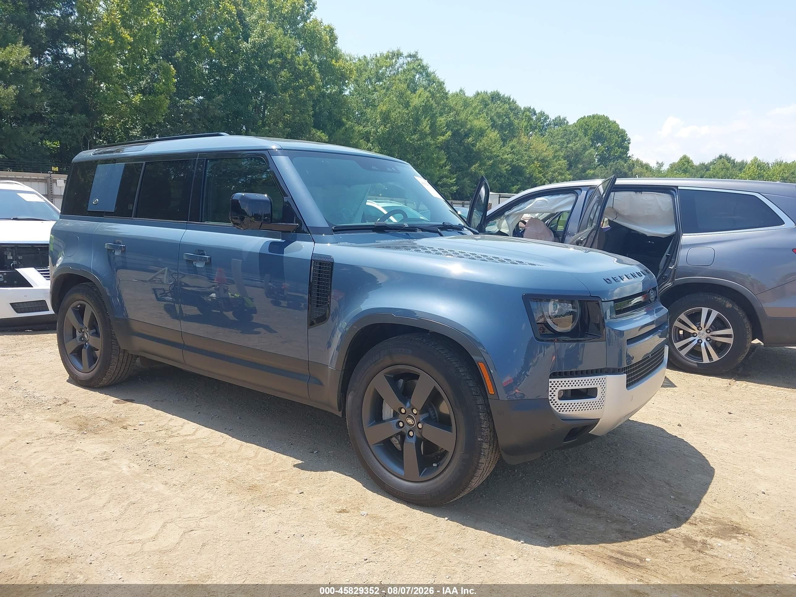 2023 Land Rover Defender VIN SALEPEEU6P2191781 IAAI salvage auction — Side, Salvage (Tennessee), sold $29,750 on 2026-08-20 (photo 1)