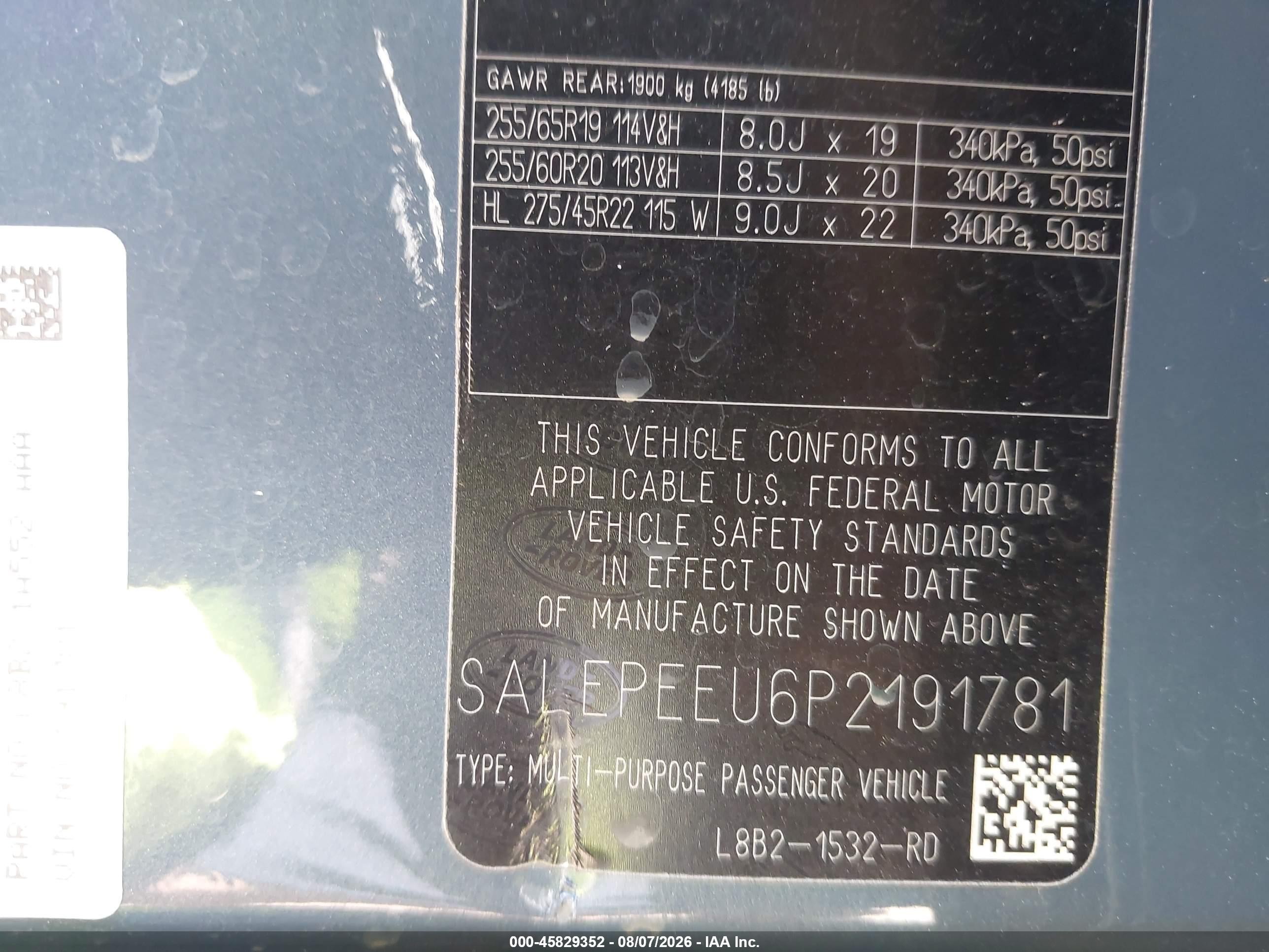 2023 Land Rover Defender VIN SALEPEEU6P2191781 IAAI salvage auction — Side, Salvage (Tennessee), sold $29,750 on 2026-08-20 (photo 9)