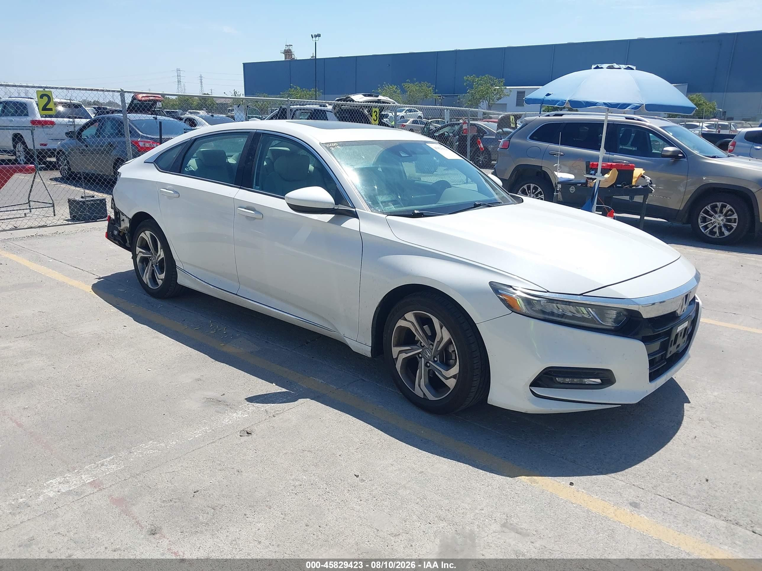 2018 Honda Accord VIN 1HGCV1F44JA064182 — IAAI salvage auction photo
